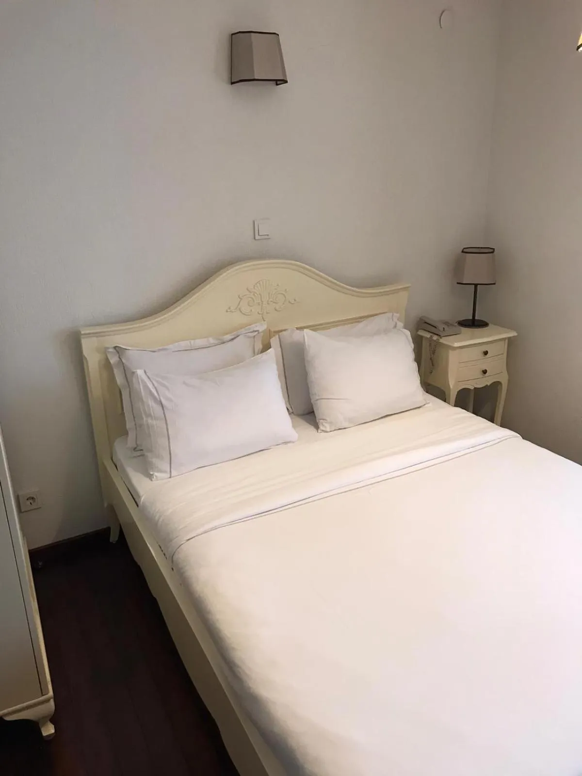 Bed in Ferahi Evler Ayvalık