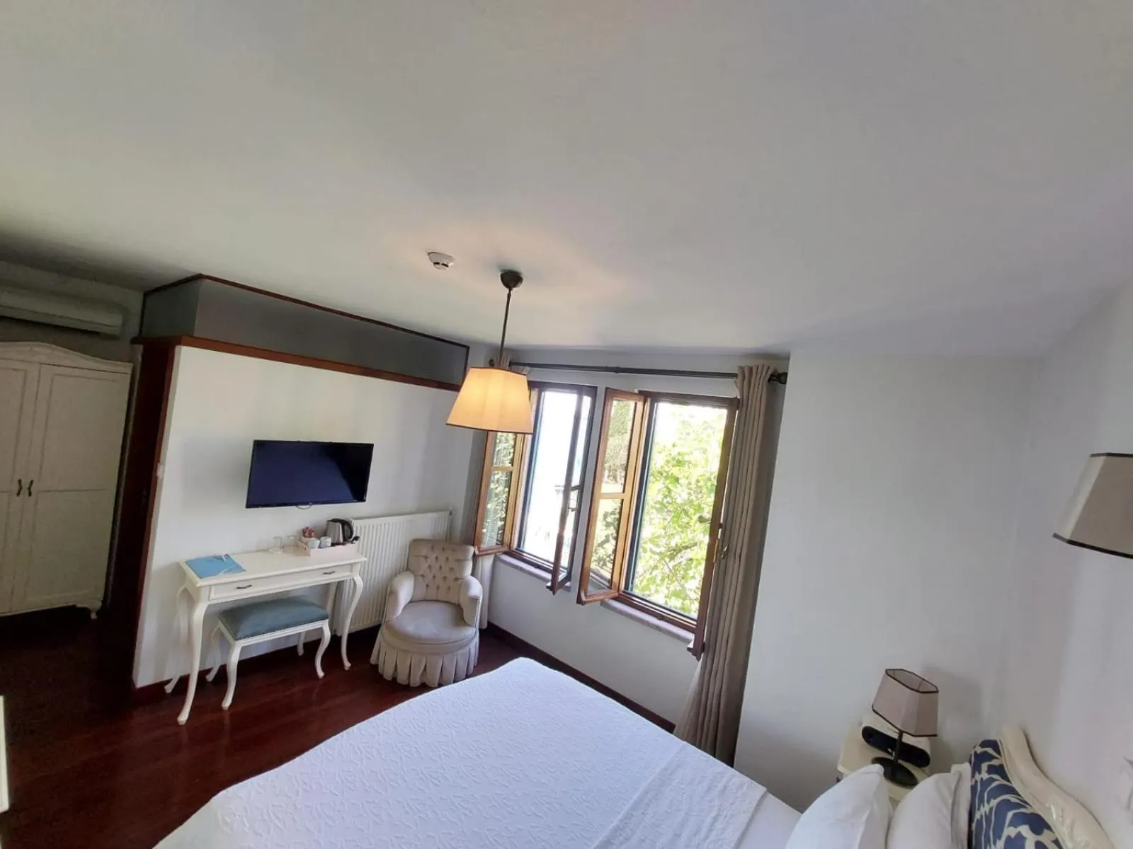 Massage, Bed in Ferahi Evler Ayvalık