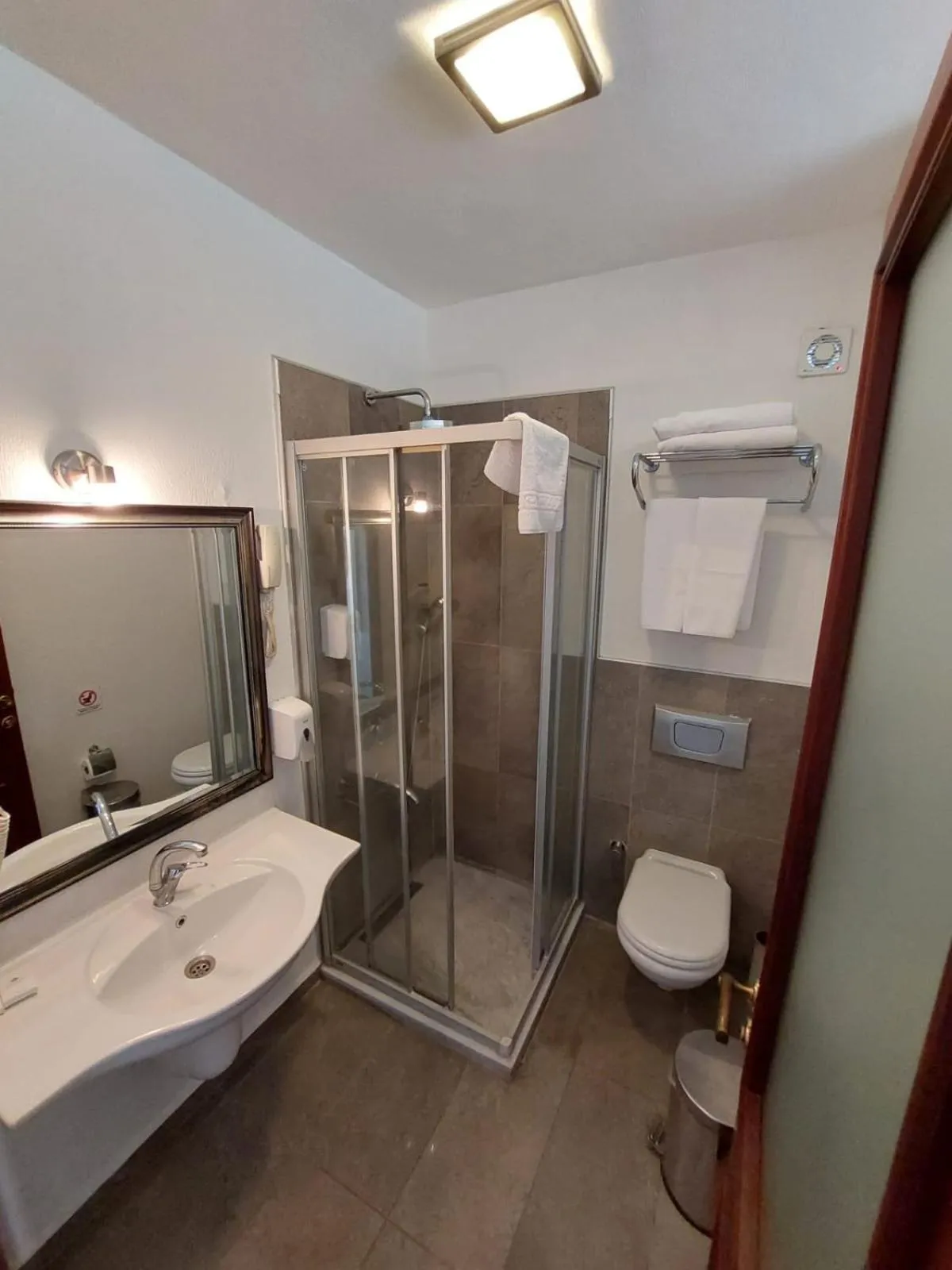 Toilet in Ferahi Evler Ayvalık