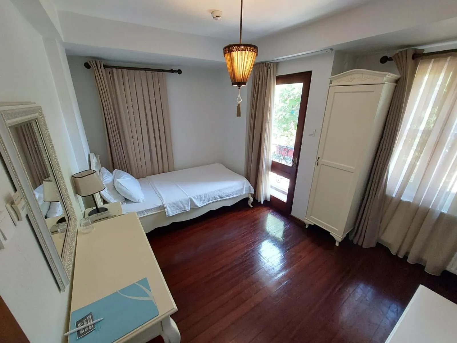 Bed in Ferahi Evler Ayvalık