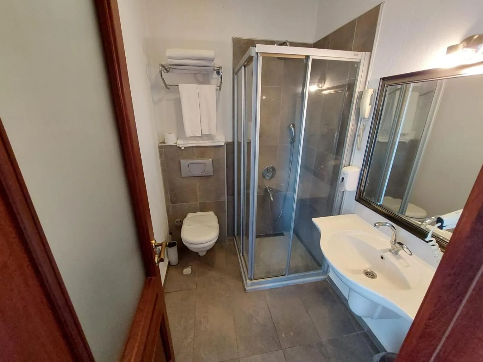 Toilet in Ferahi Evler Ayvalık