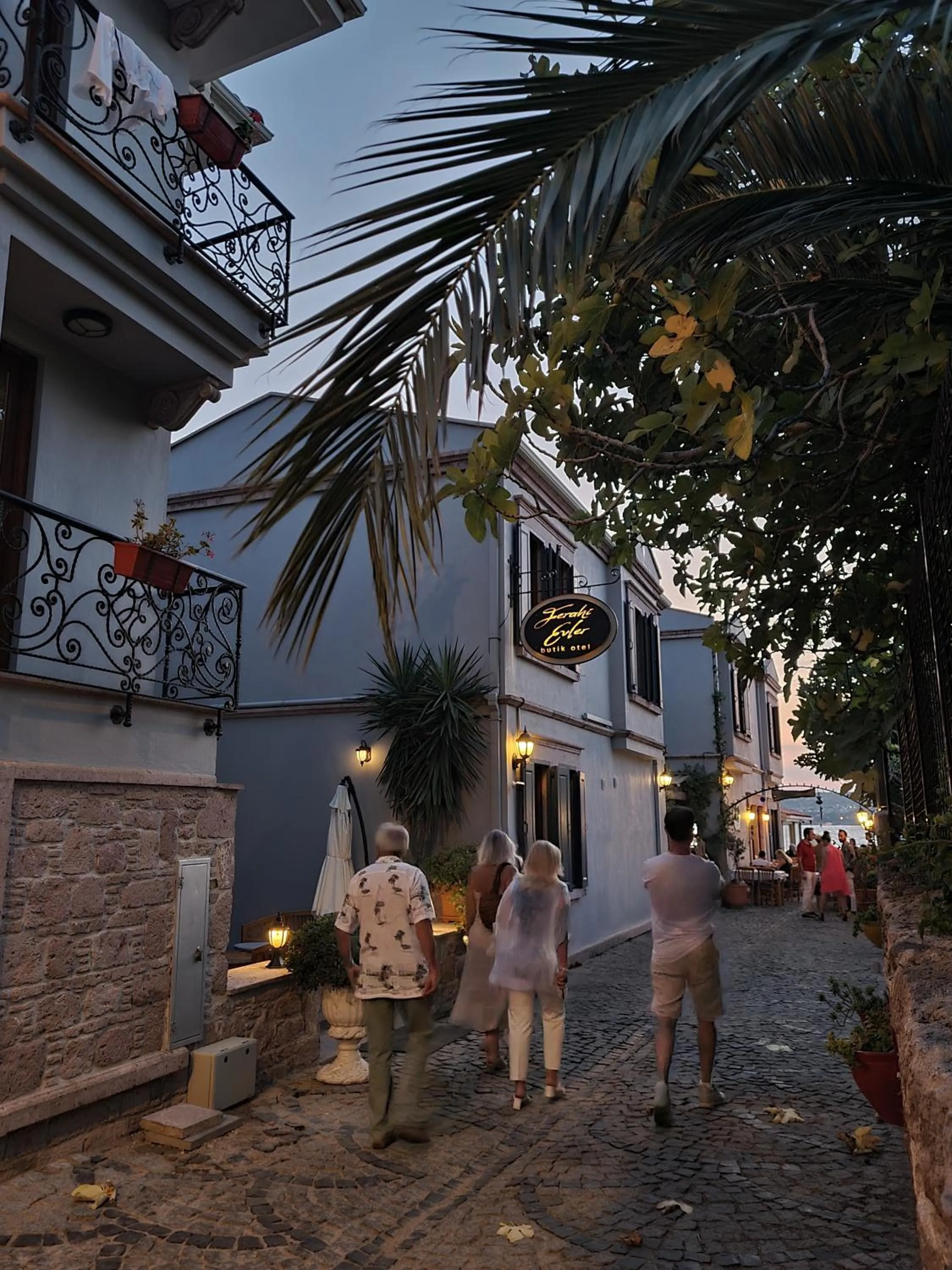 Ferahi Evler Ayvalık