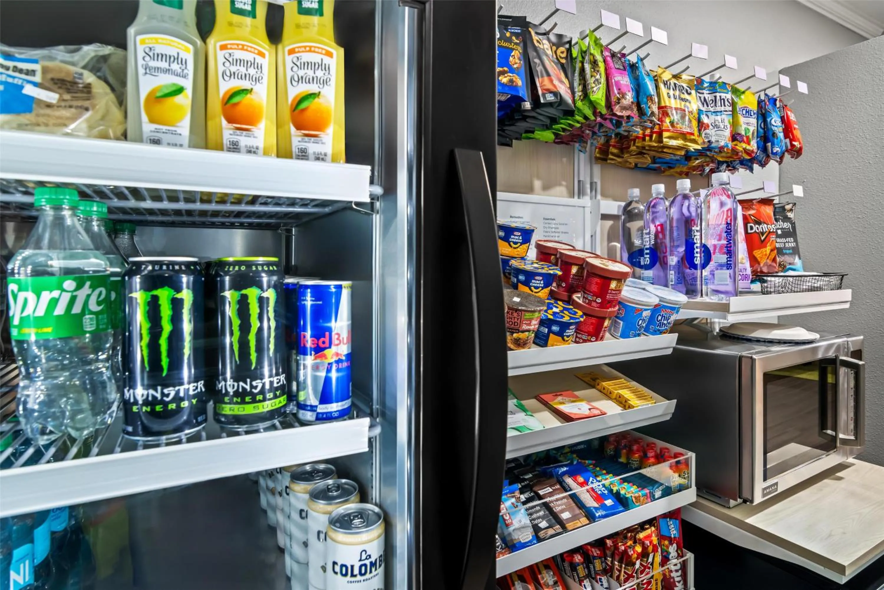 Restaurant/places to eat in Spark By Hilton Merrillville