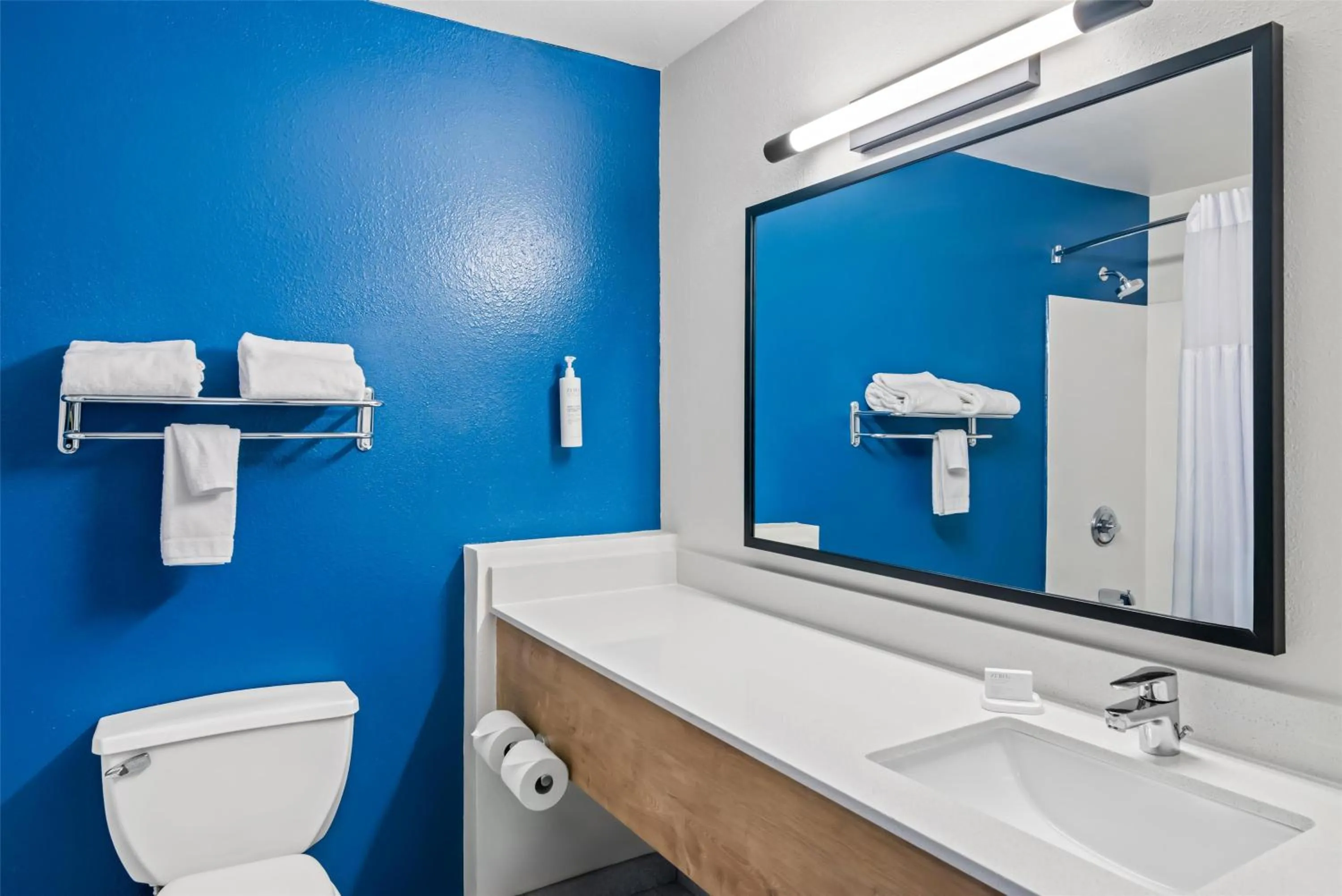 Bathroom in Spark By Hilton Merrillville