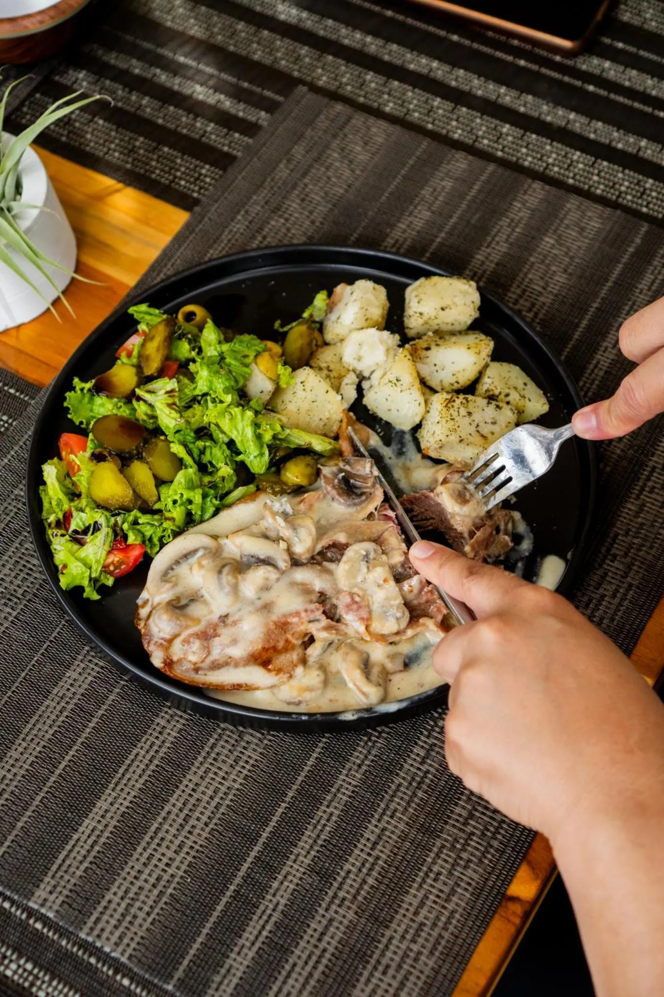 Dinner in Hotel Piedras De Maní