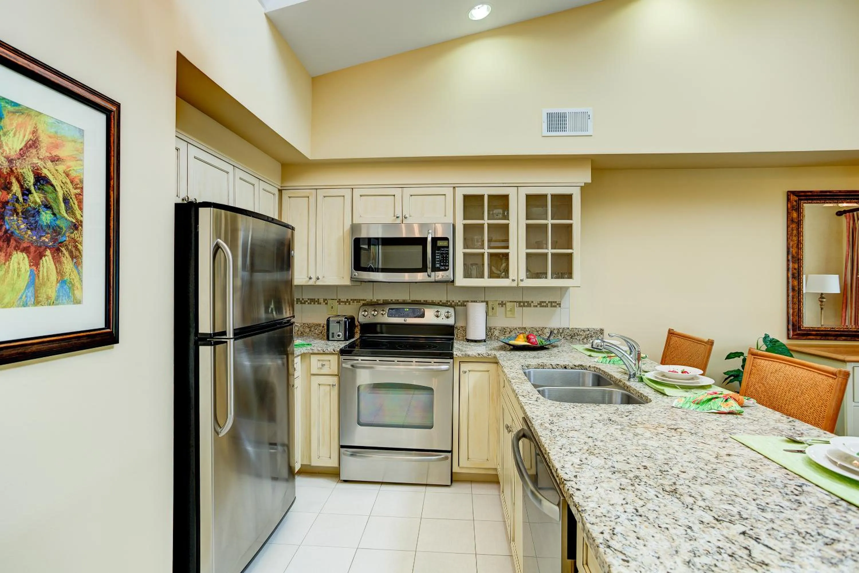 Kitchen or kitchenette in Turtle Cay Resort