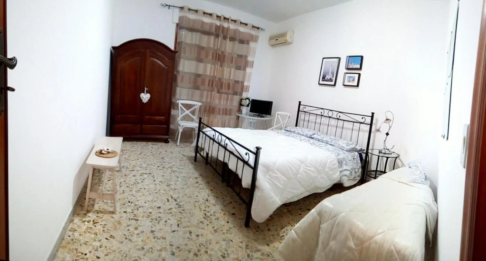 Bed in B&B Lilium Otranto