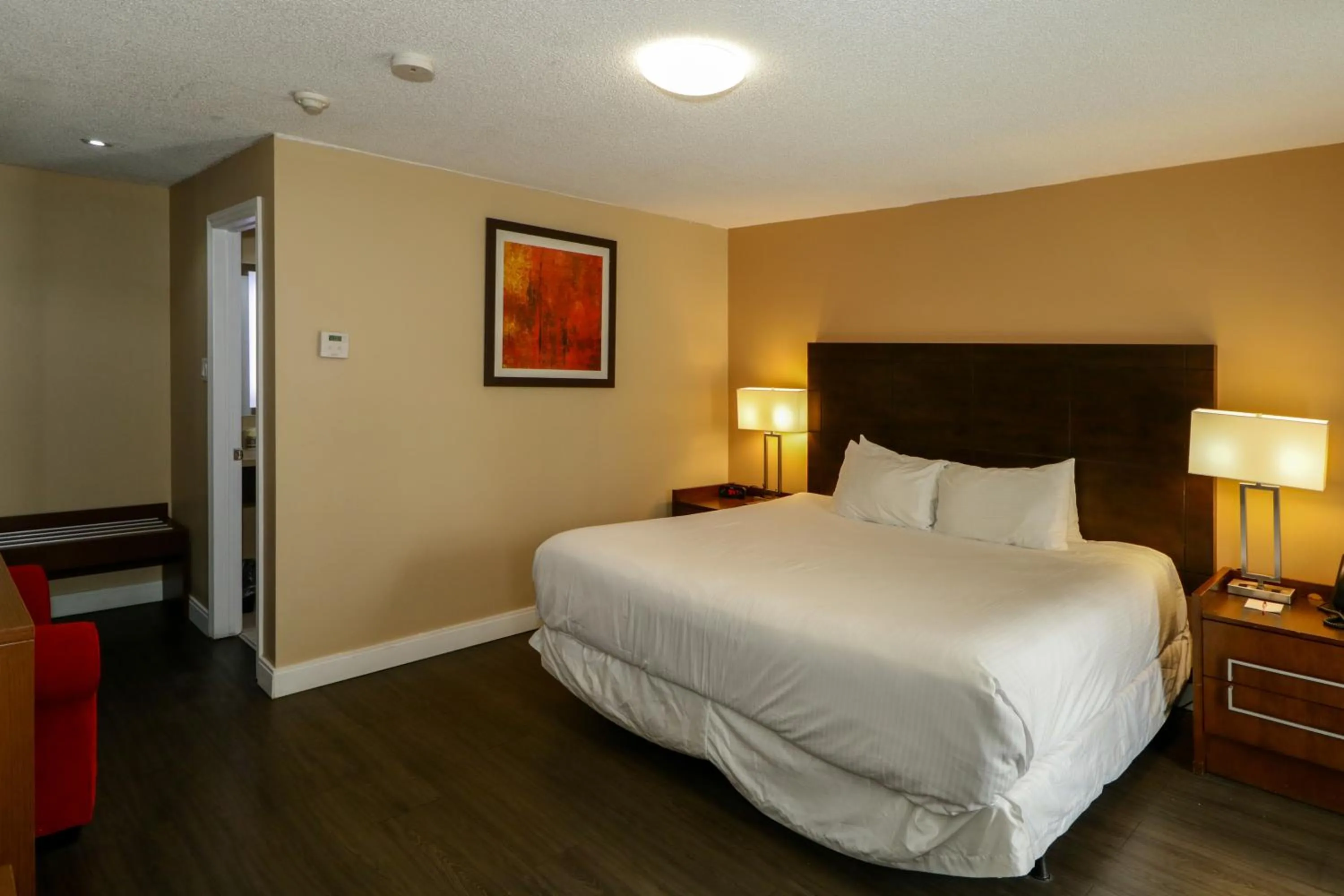 Bed in Ramada by Wyndham Jackson's Point
