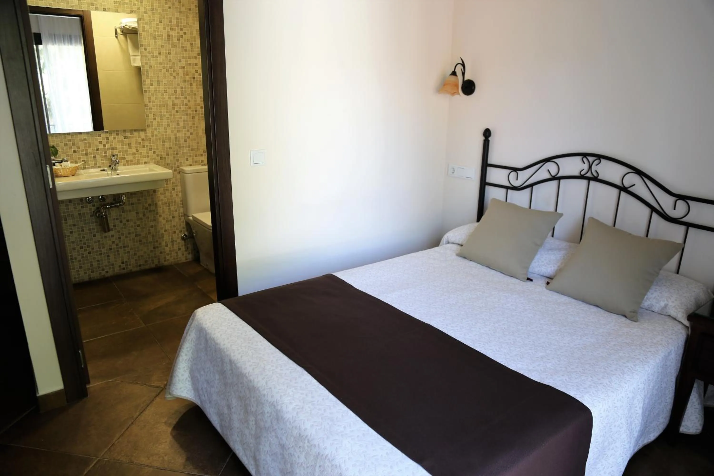 Bed in Arcos de Montemar