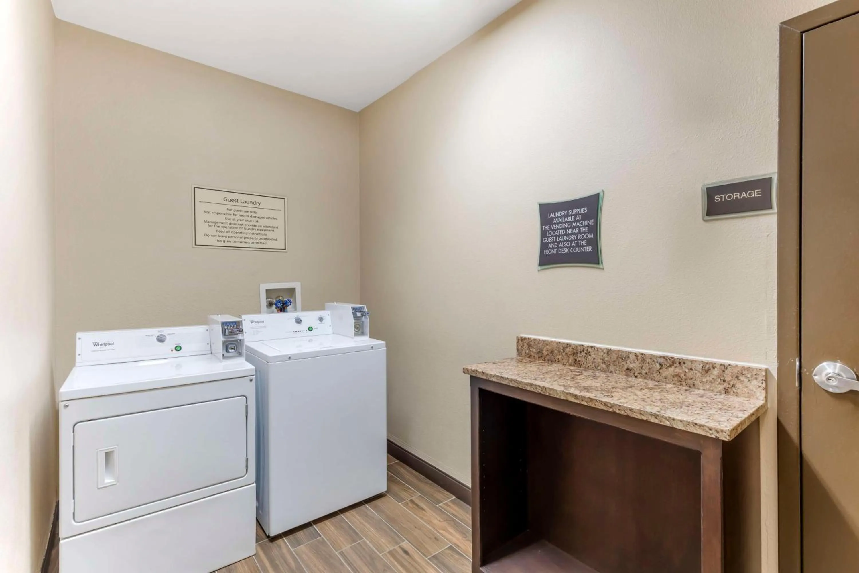 laundry in Best Western Plus Burleson Inn & Suites