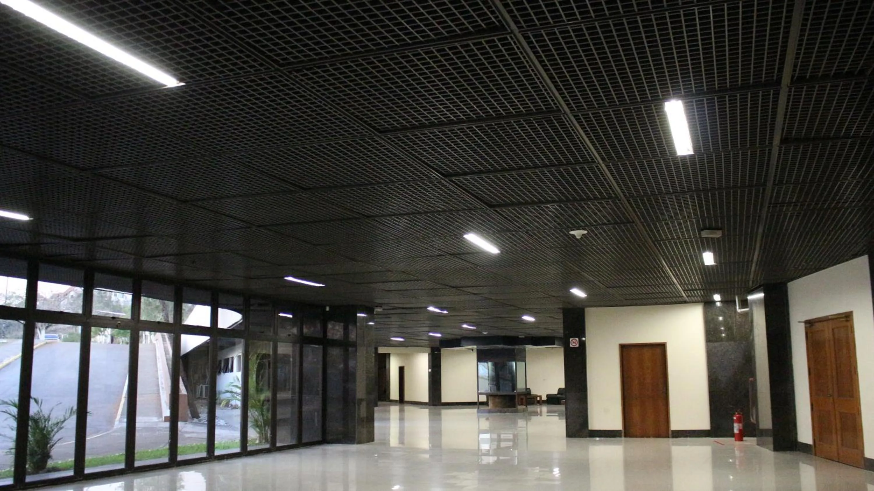 Area and facilities in Garden Hotel