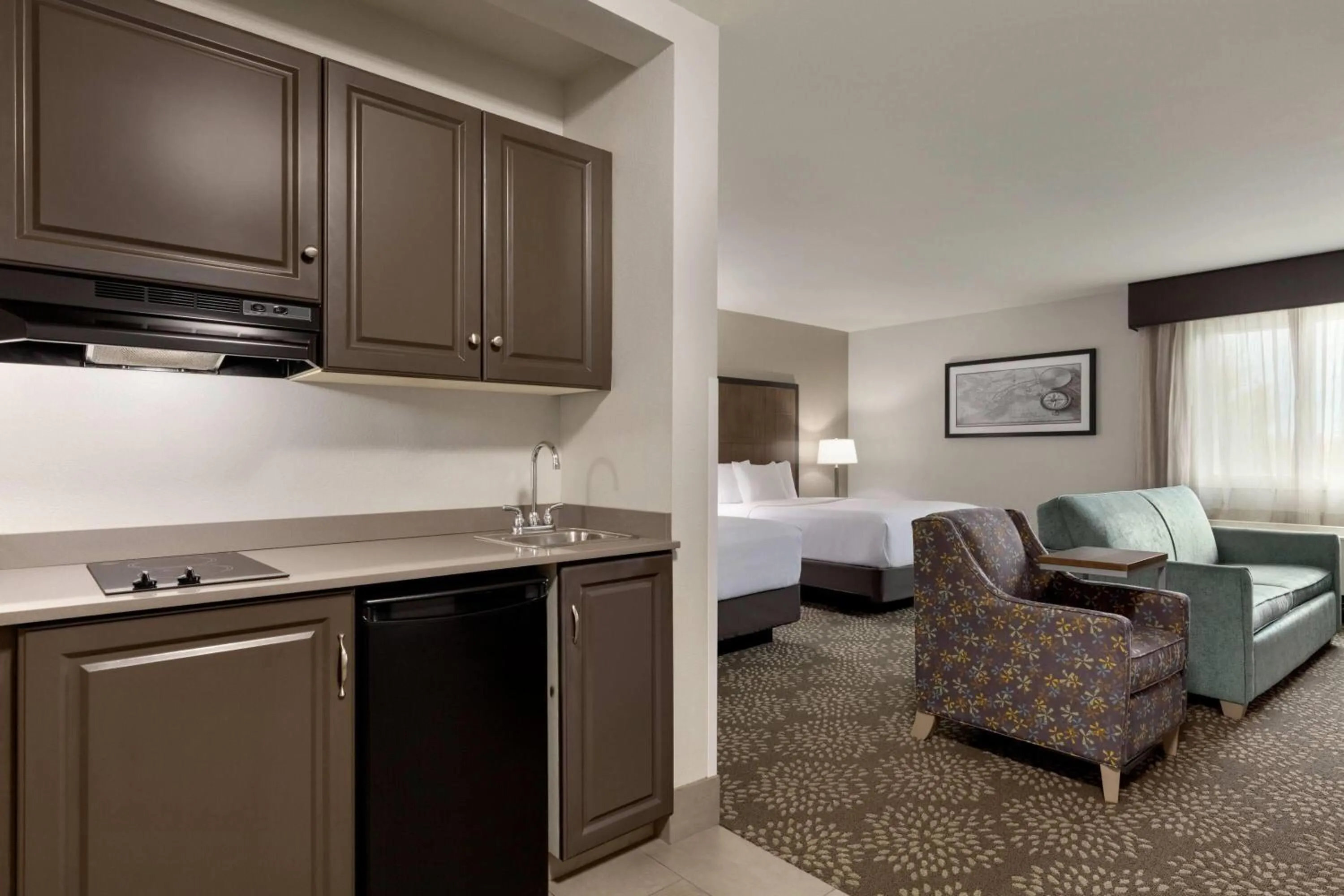 Photo of the whole room in La Quinta by Wyndham Fairbanks Airport