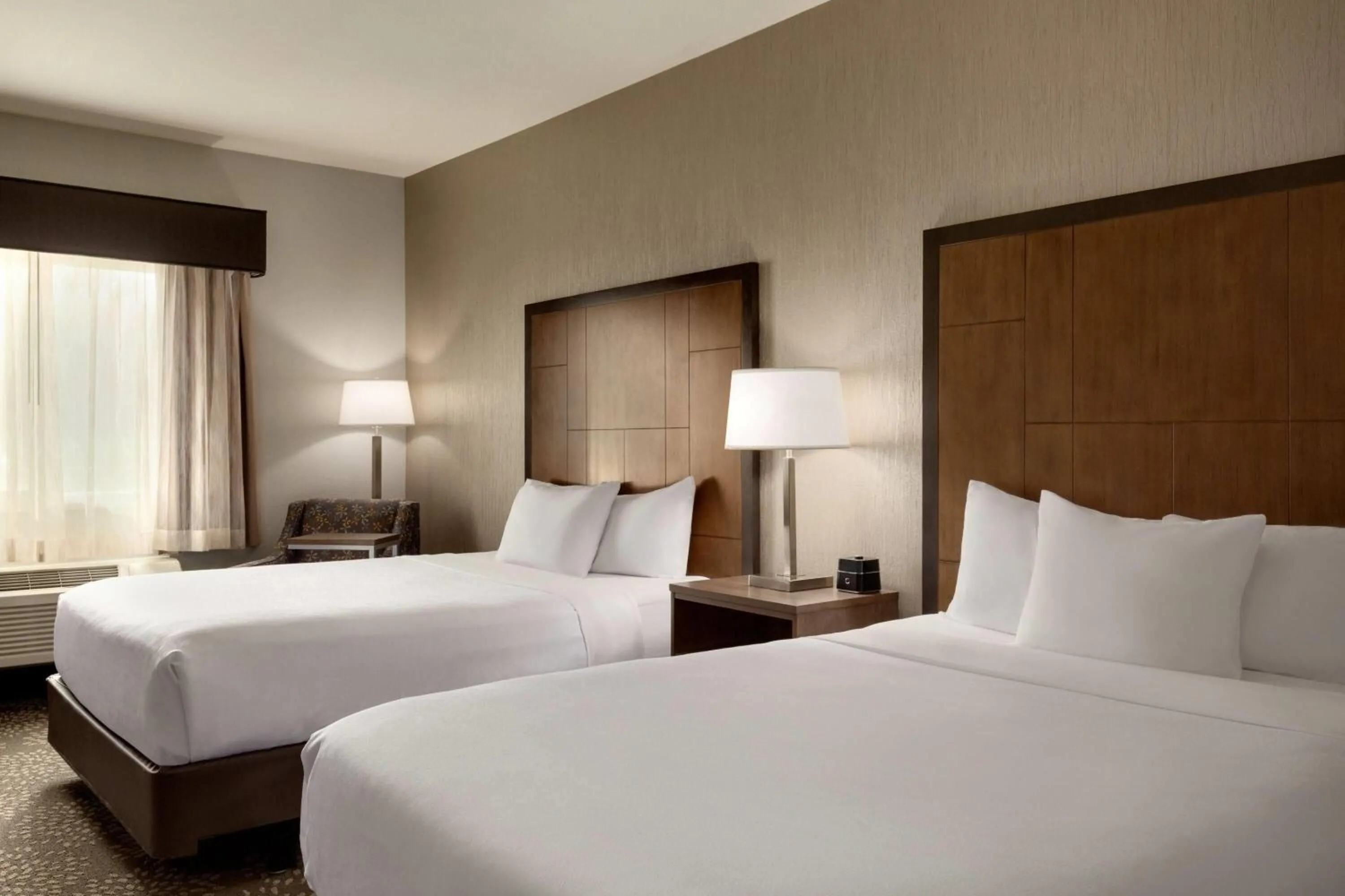 Photo of the whole room, Bed in La Quinta by Wyndham Fairbanks Airport