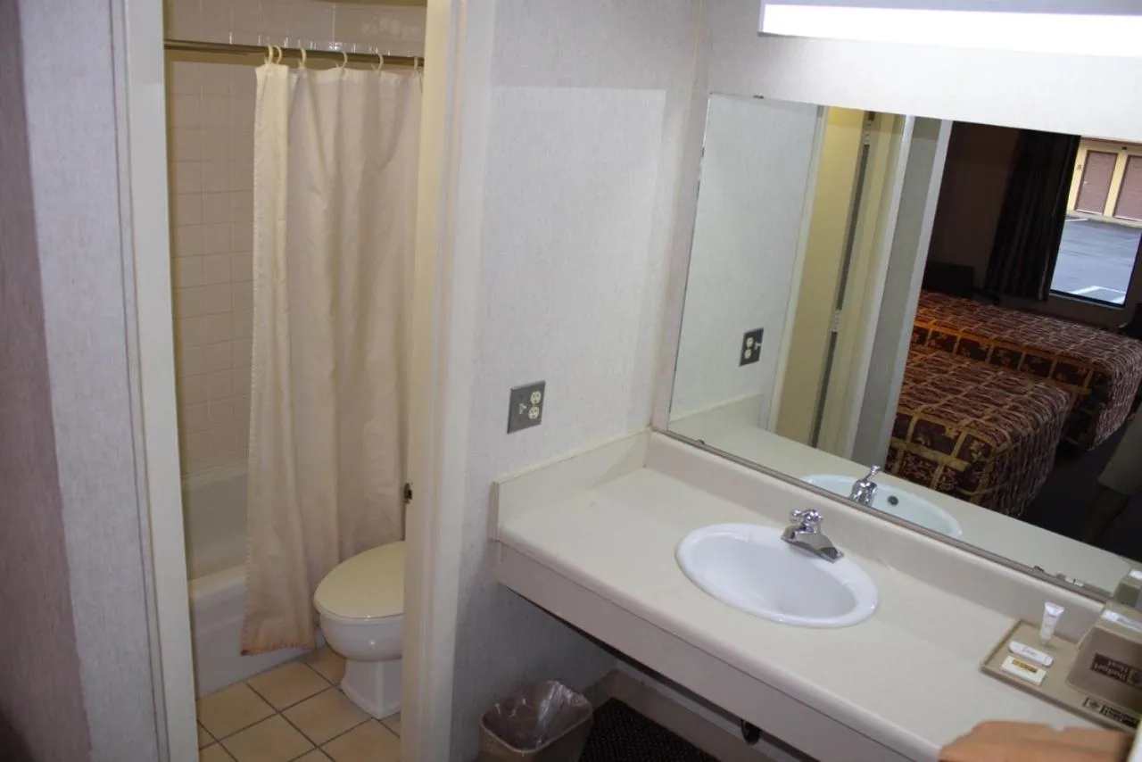 Budget Host Inn Bristol