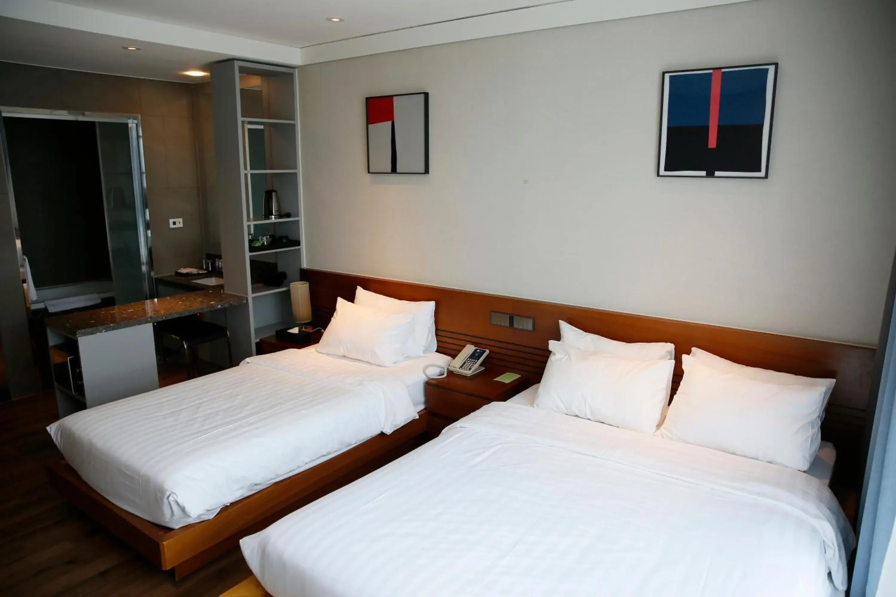 Deluxe Family Twin Room in J One Hotel Cheongju Deluxe Family Twin Room in J One Hotel Cheongju