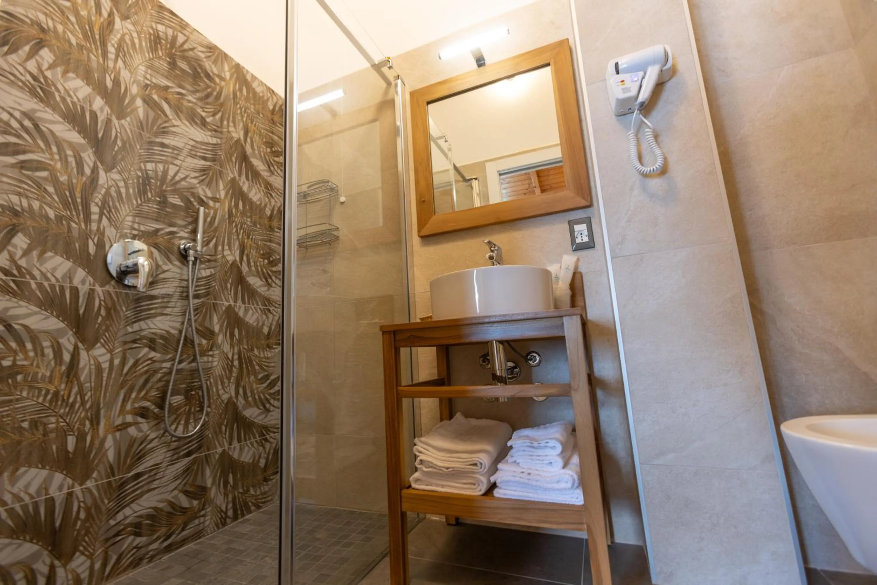 Bathroom in Hotel Rabay