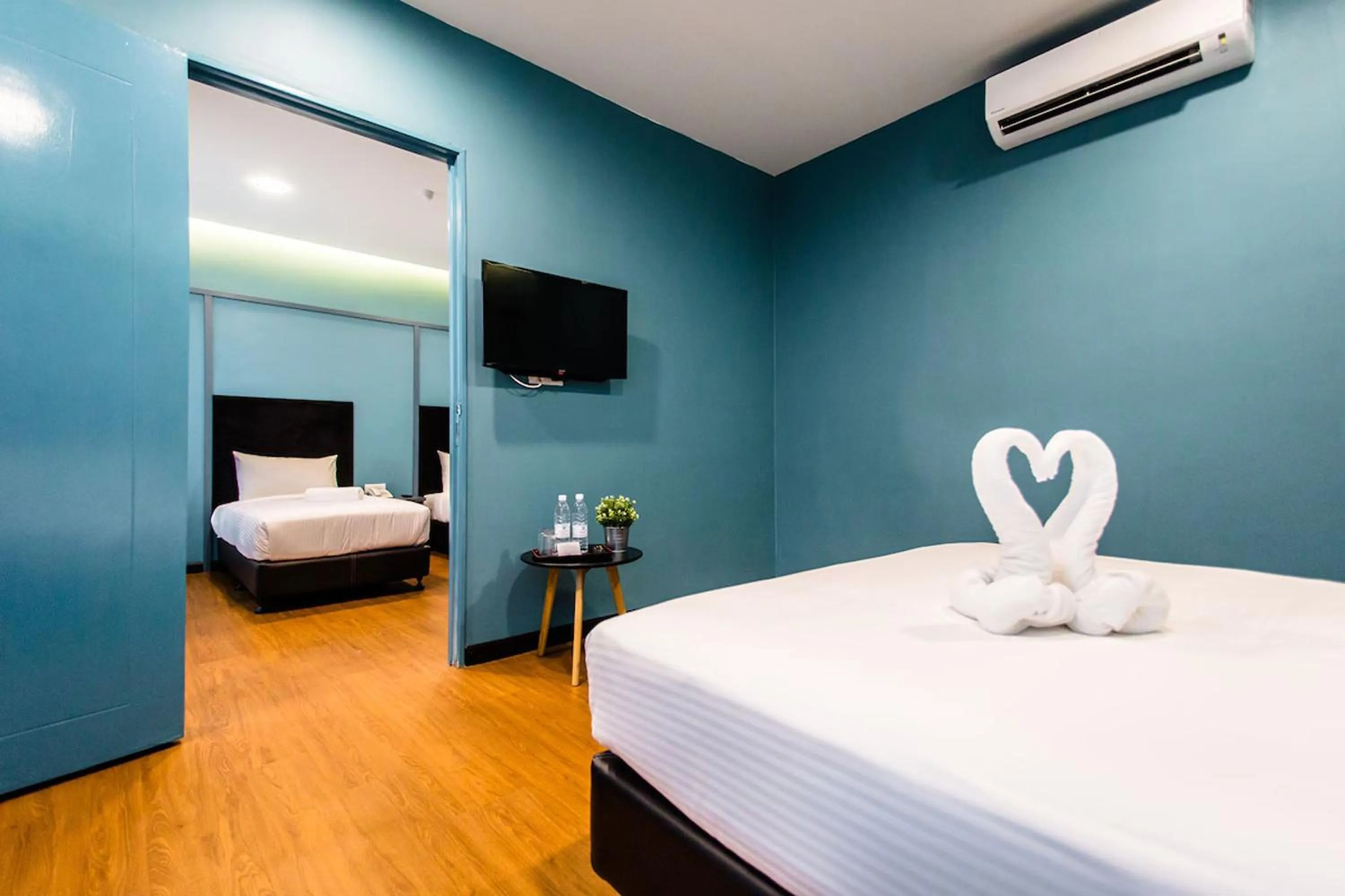 Bed in Jenjarom Boutique Hotel