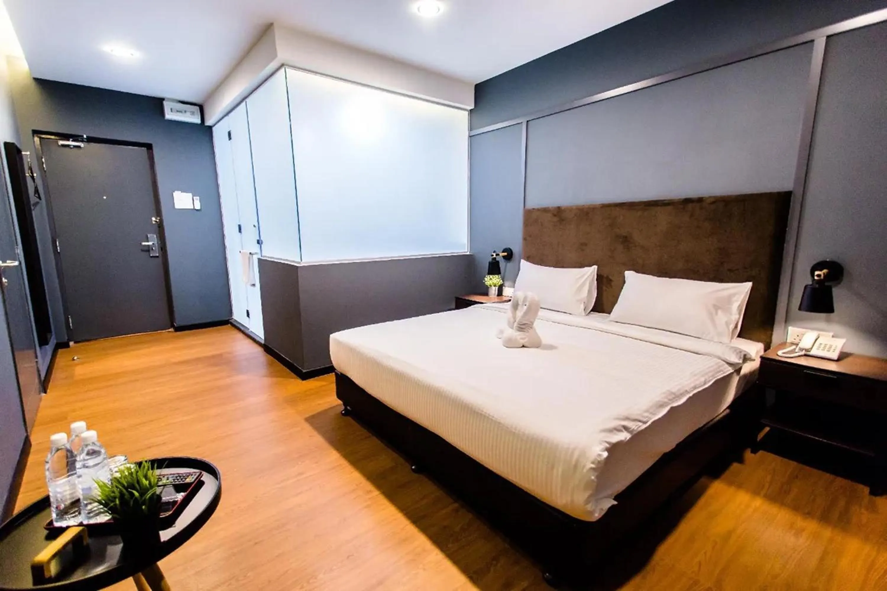 Bed in Jenjarom Boutique Hotel