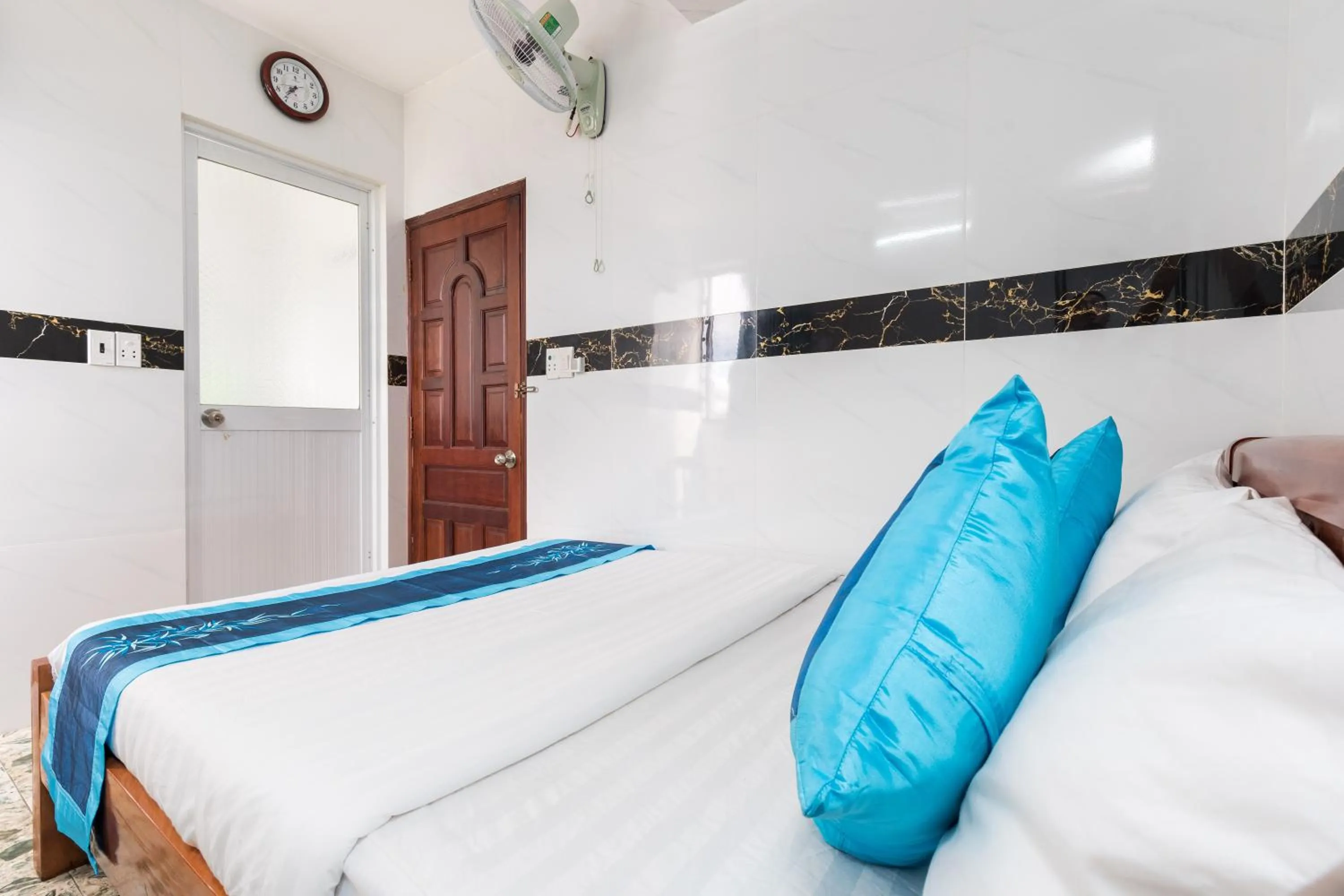 Photo of the whole room, Bed in Thanh Lan Hotel