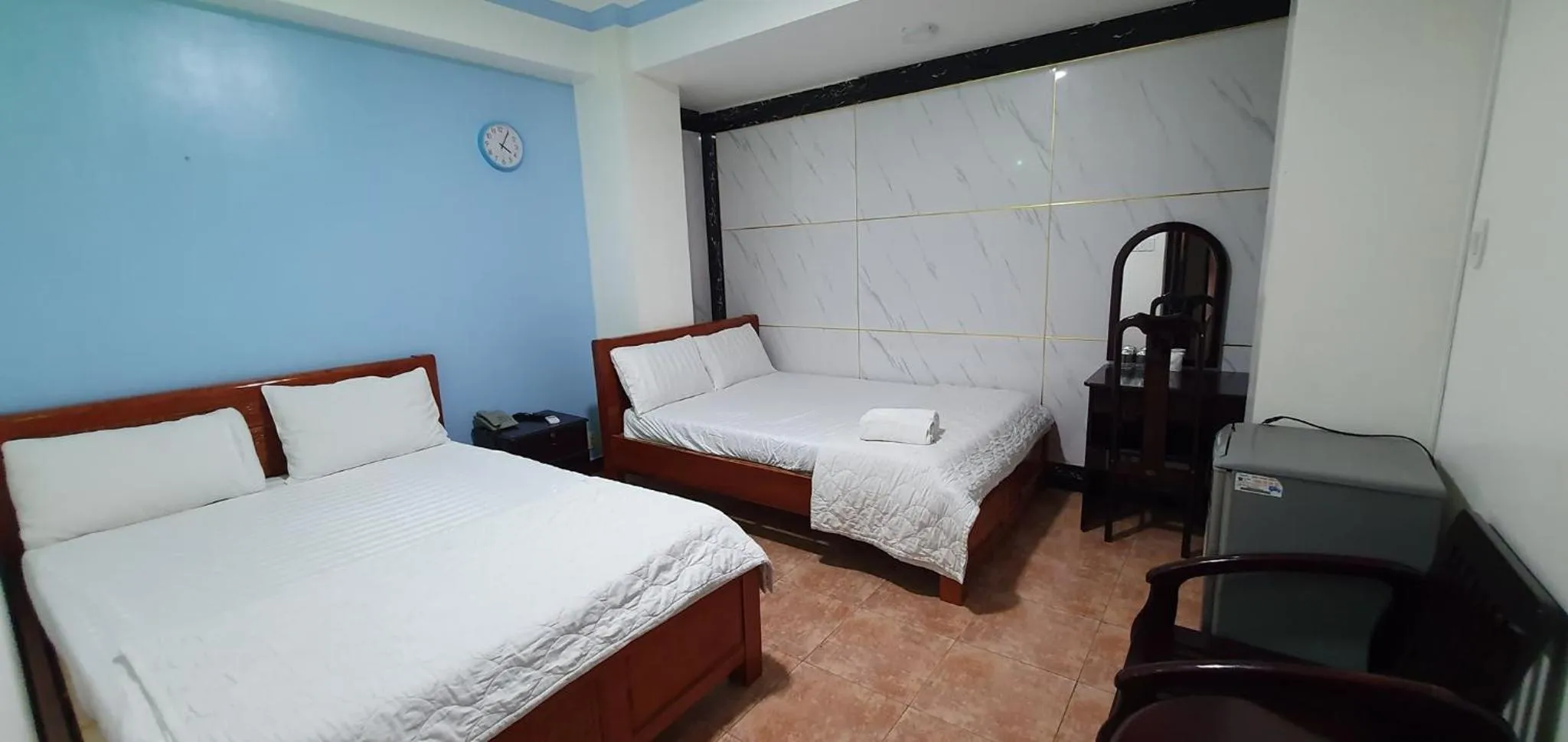 Photo of the whole room, Bed in Thanh Lan Hotel