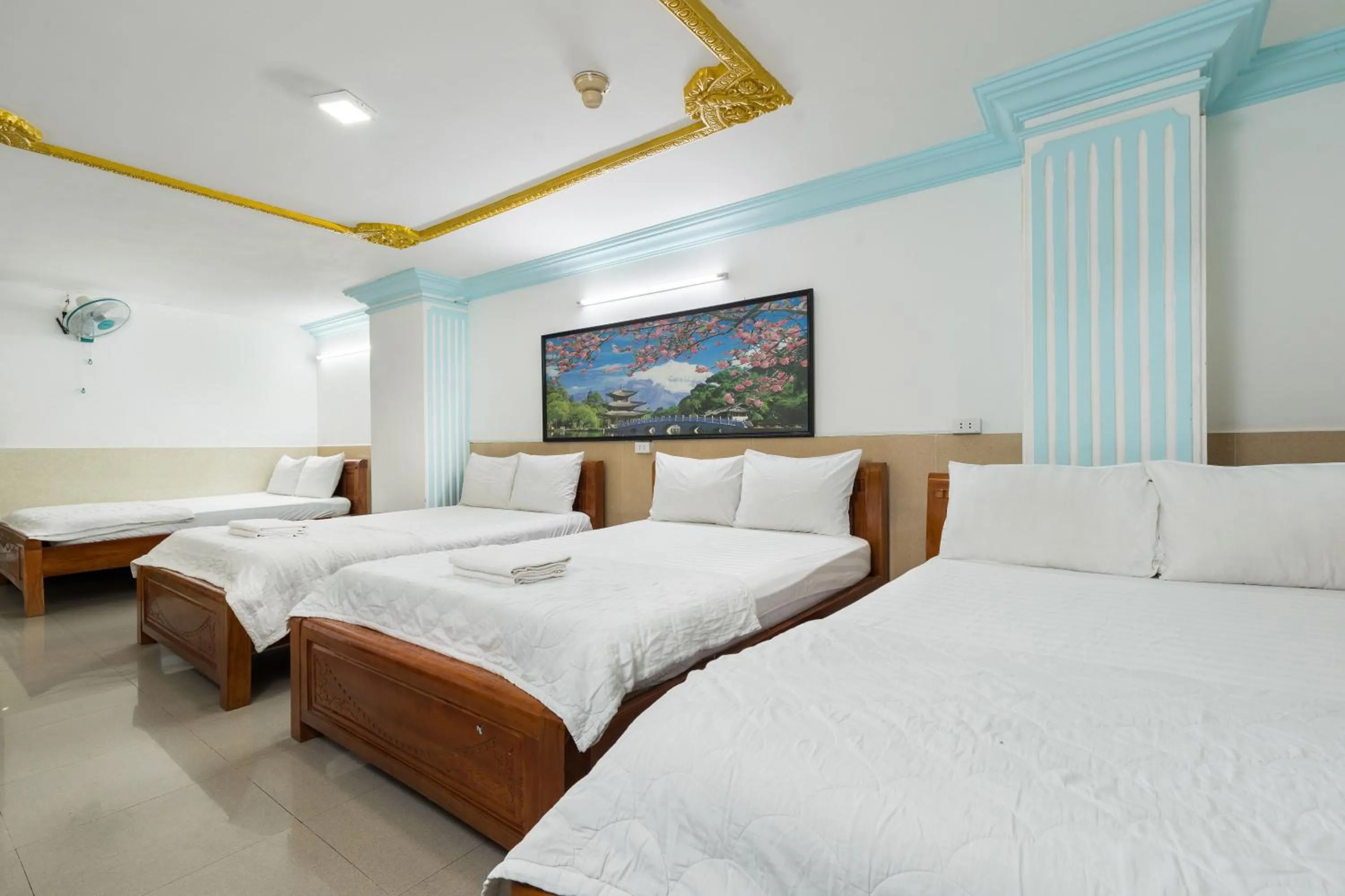 Photo of the whole room, Bed in Thanh Lan Hotel