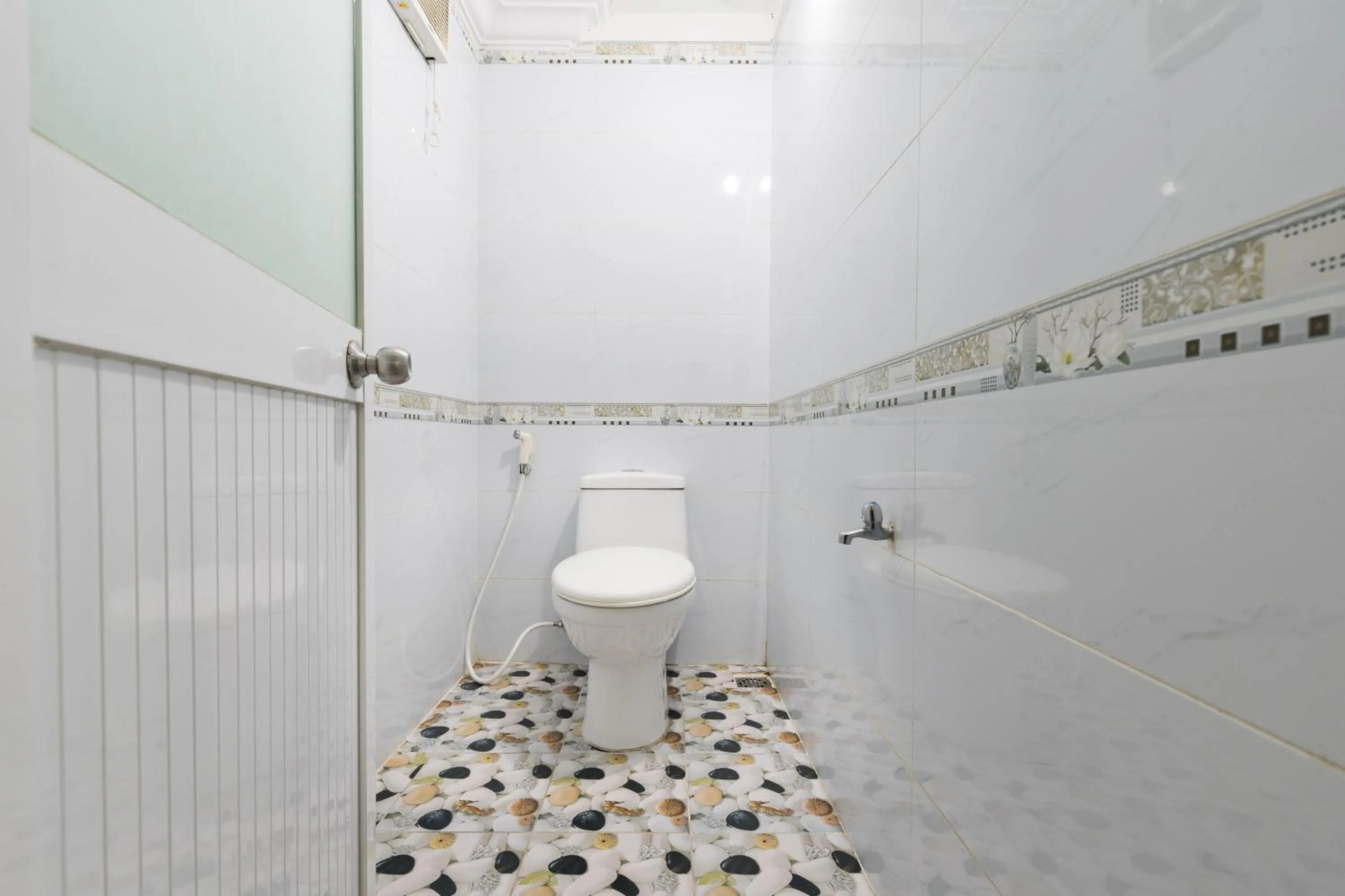 Bathroom in Thanh Lan Hotel