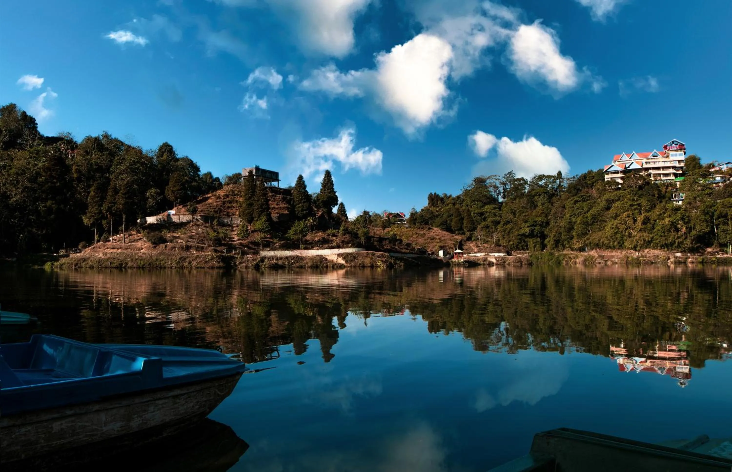 Mount Queens Hill Resort & Spa