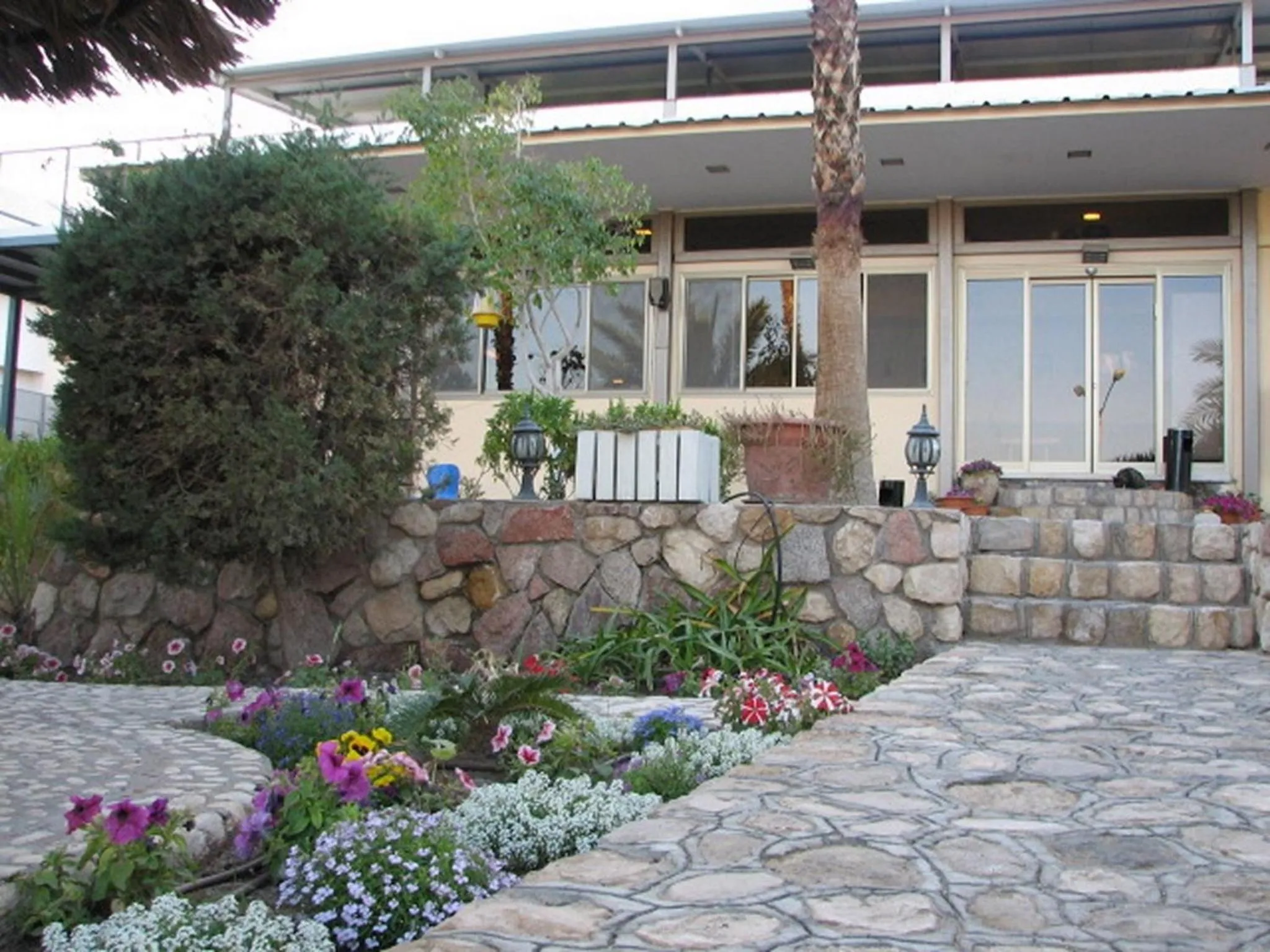 Facade/entrance in Arava Hostel