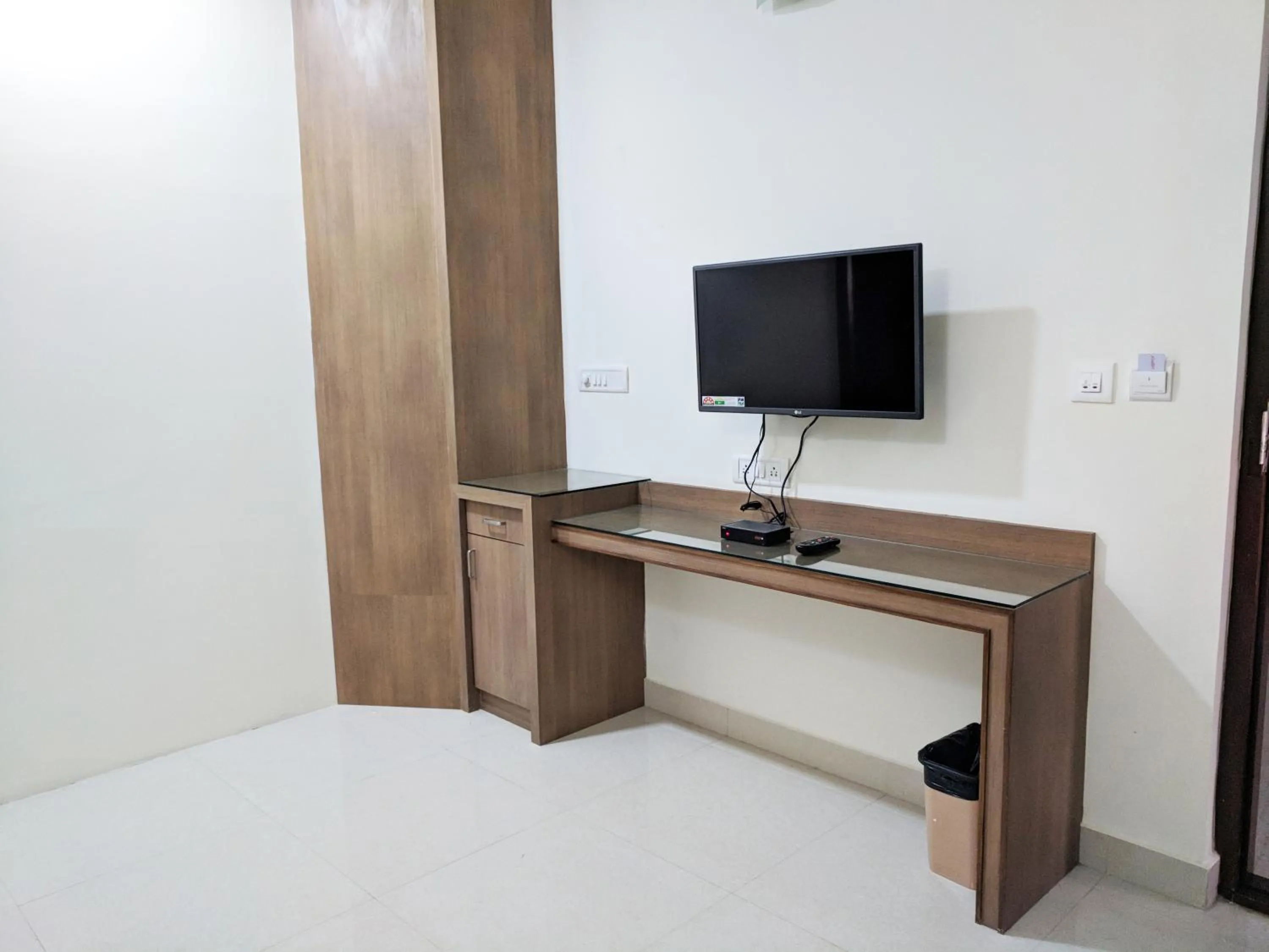 Clyford Suites