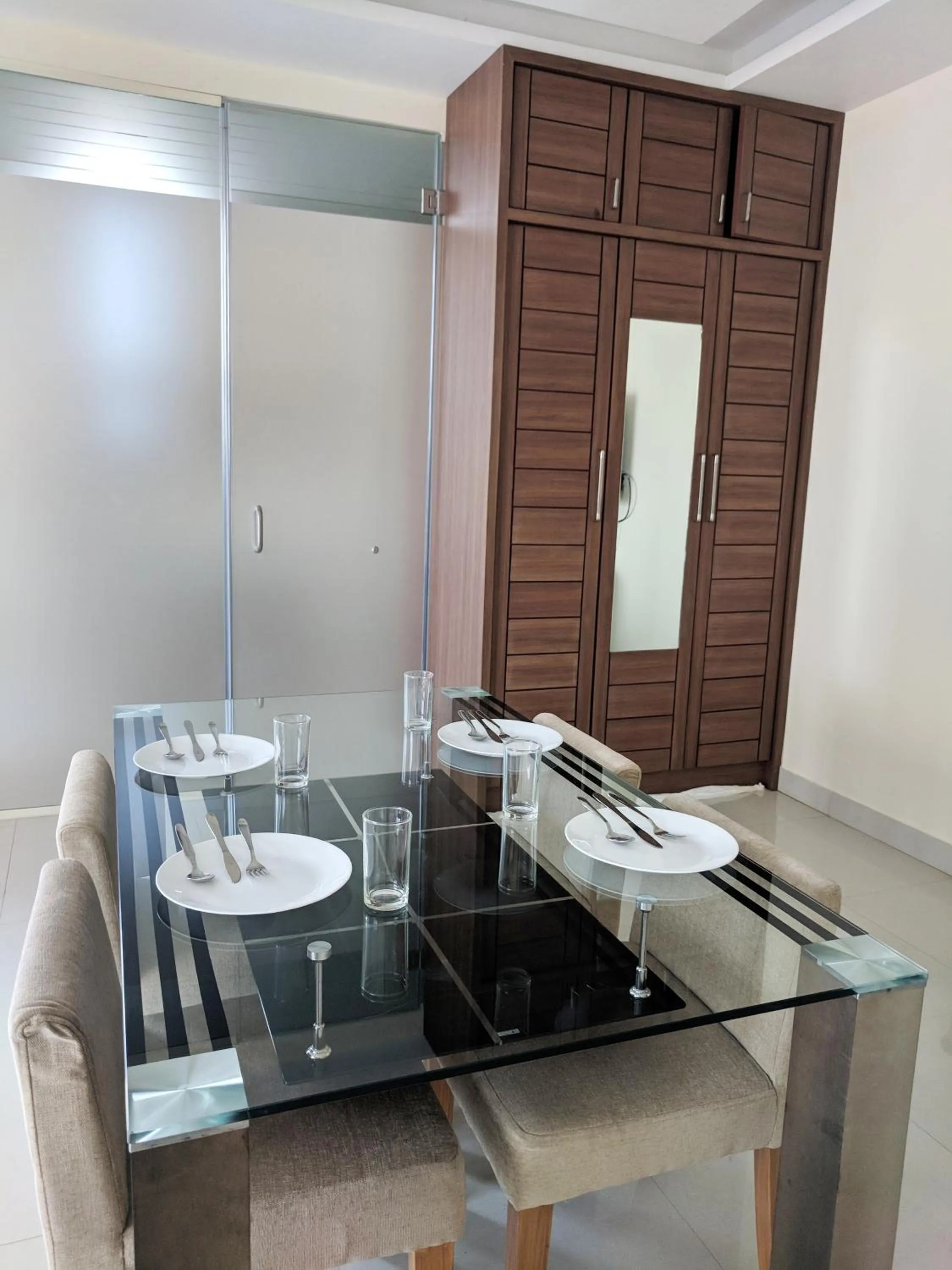 Clyford Suites