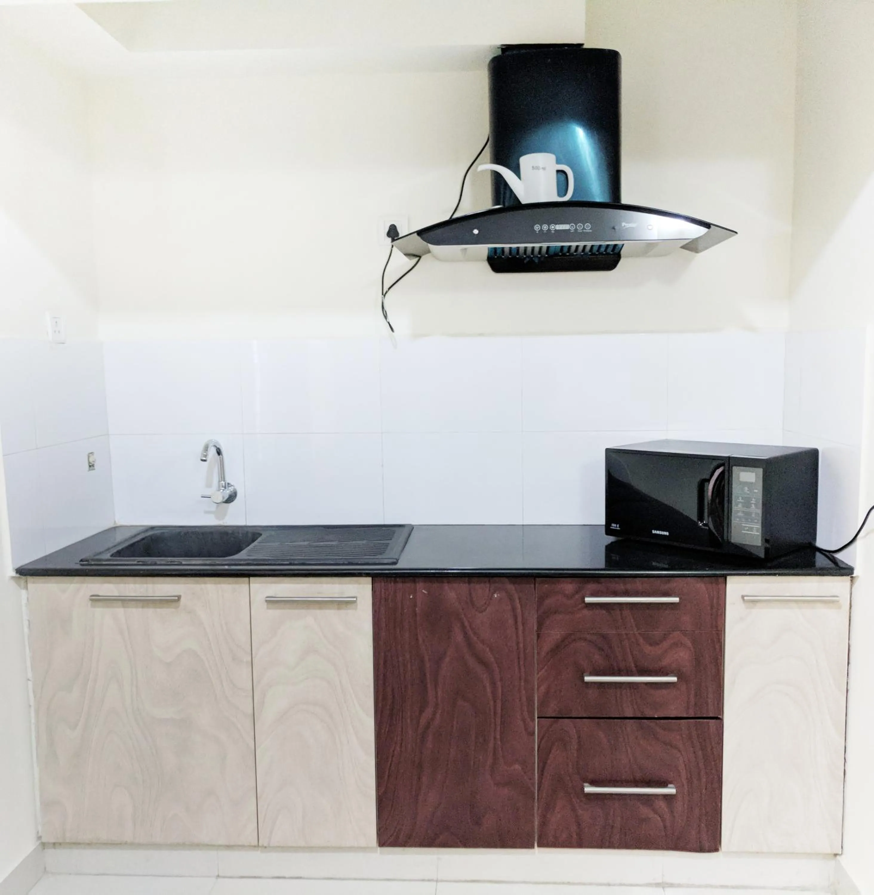 Clyford Suites