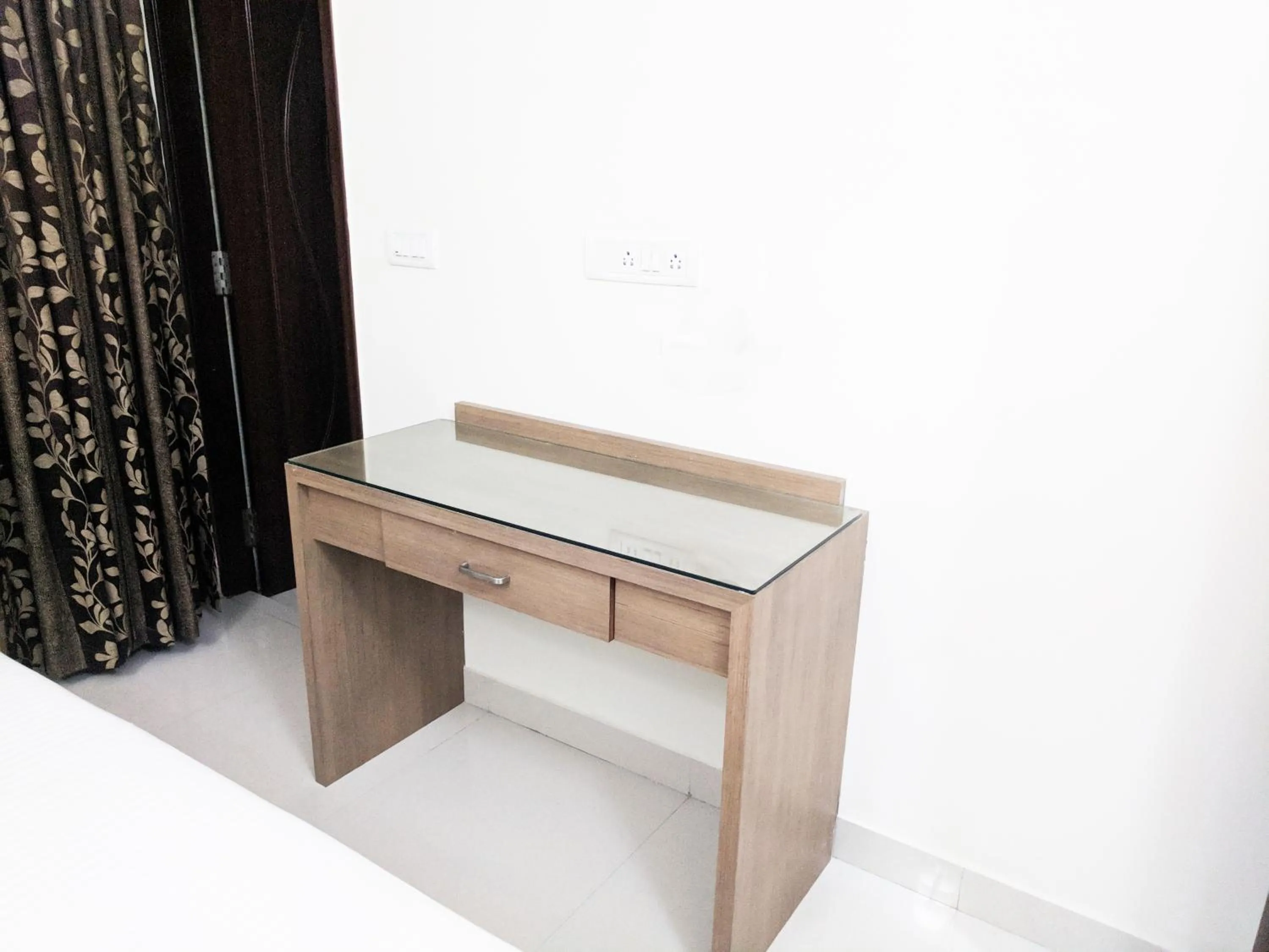 Clyford Suites