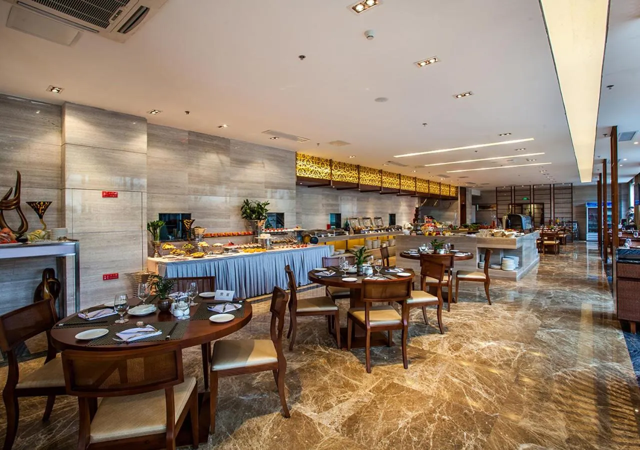 Breakfast in Fliport Garden Hotel Wuyishan