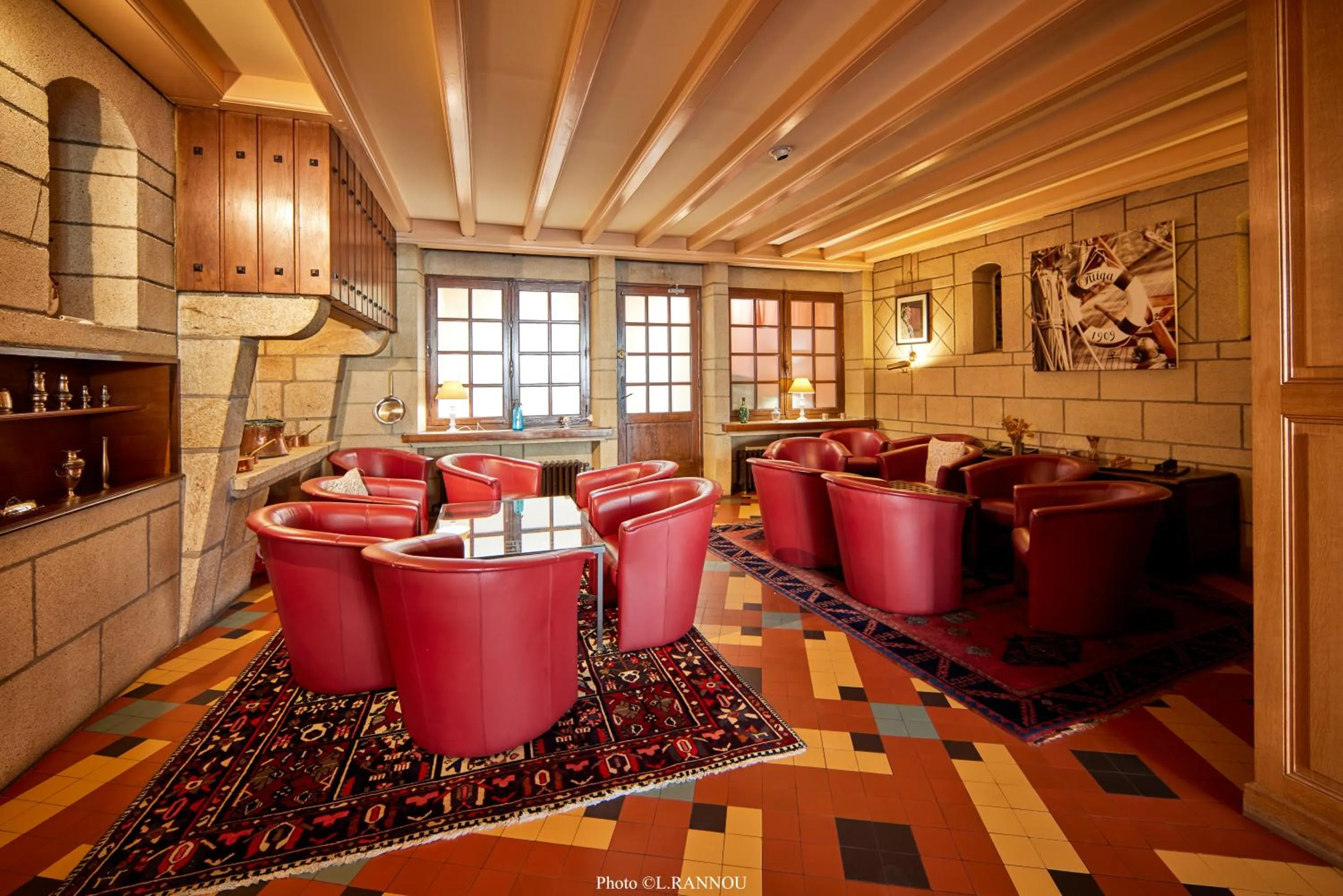 Lounge or bar in Auberge Bretonne