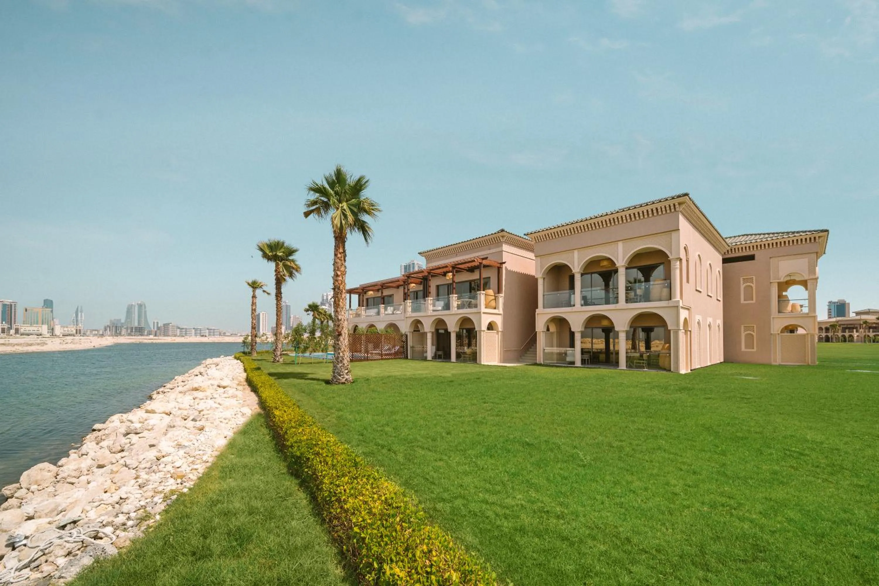 Royal Mansion Ocean Twin Room in Royal Saray Resort