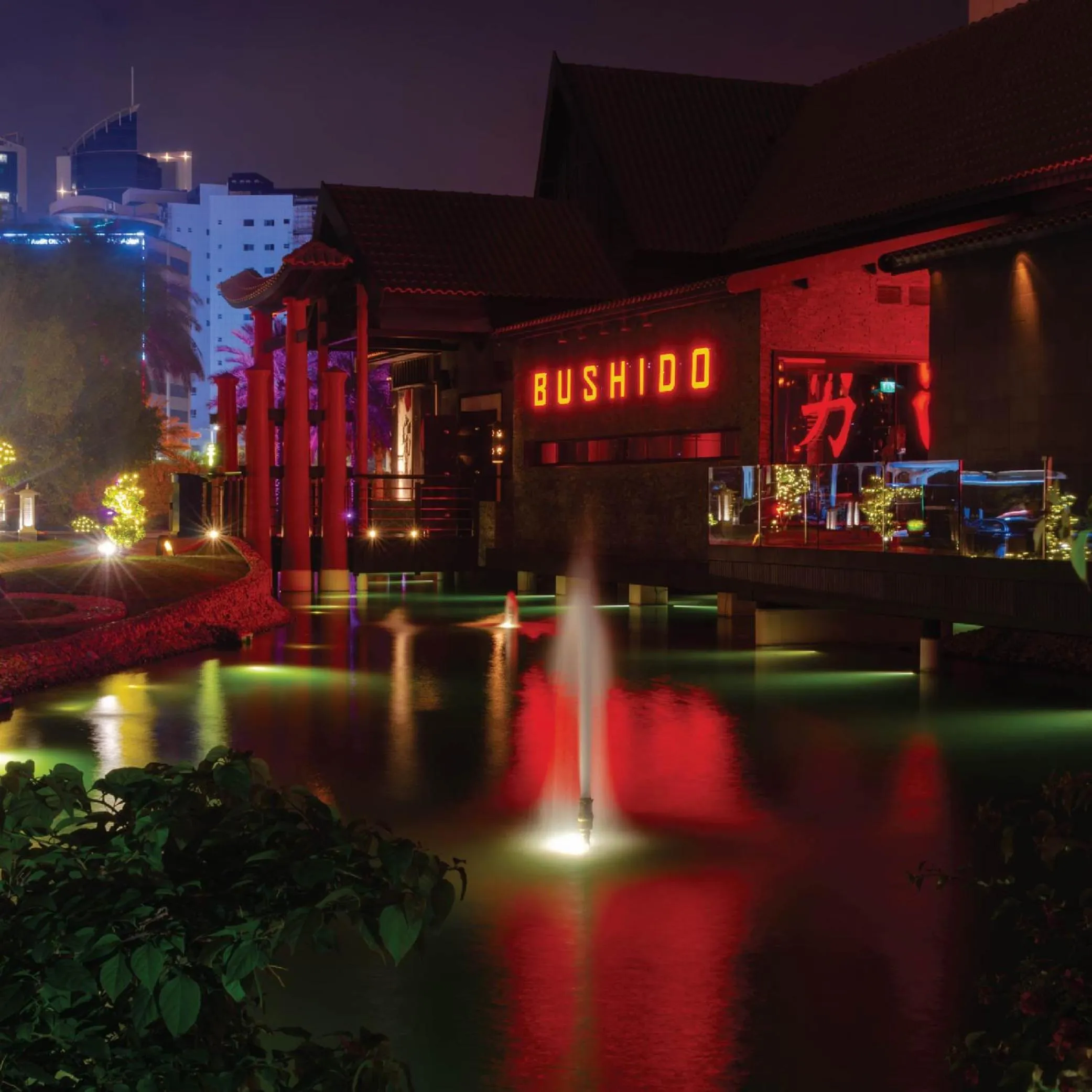 Restaurant/places to eat in Royal Saray Resort