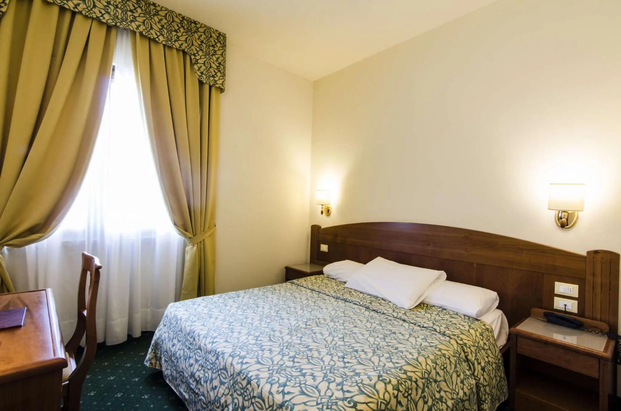 Bed in Hotel Smeraldo