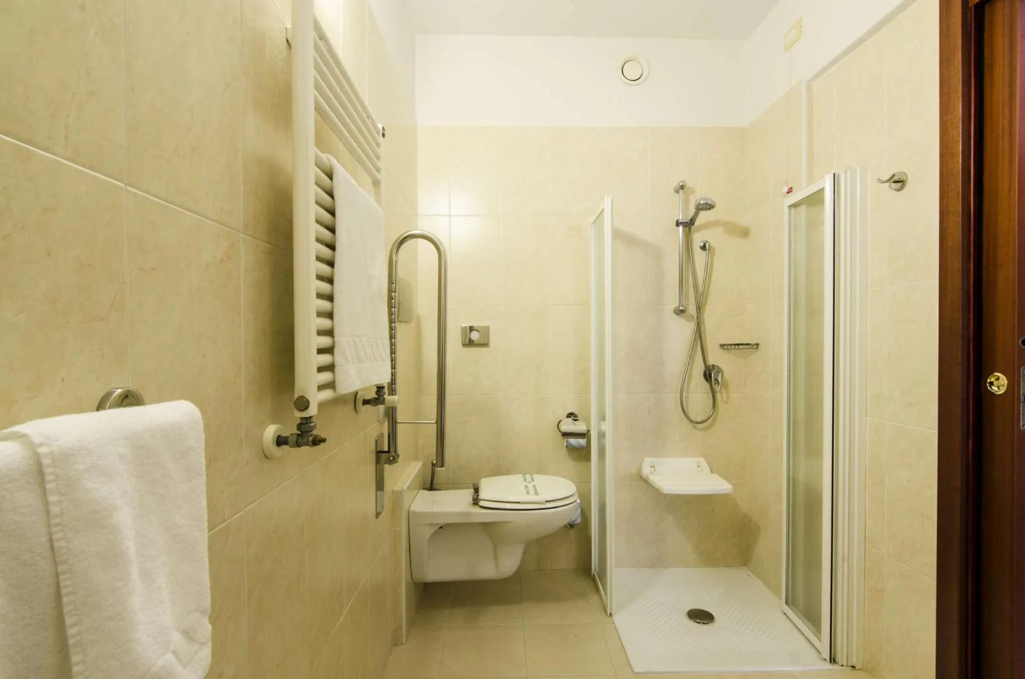 Bathroom in Hotel Smeraldo