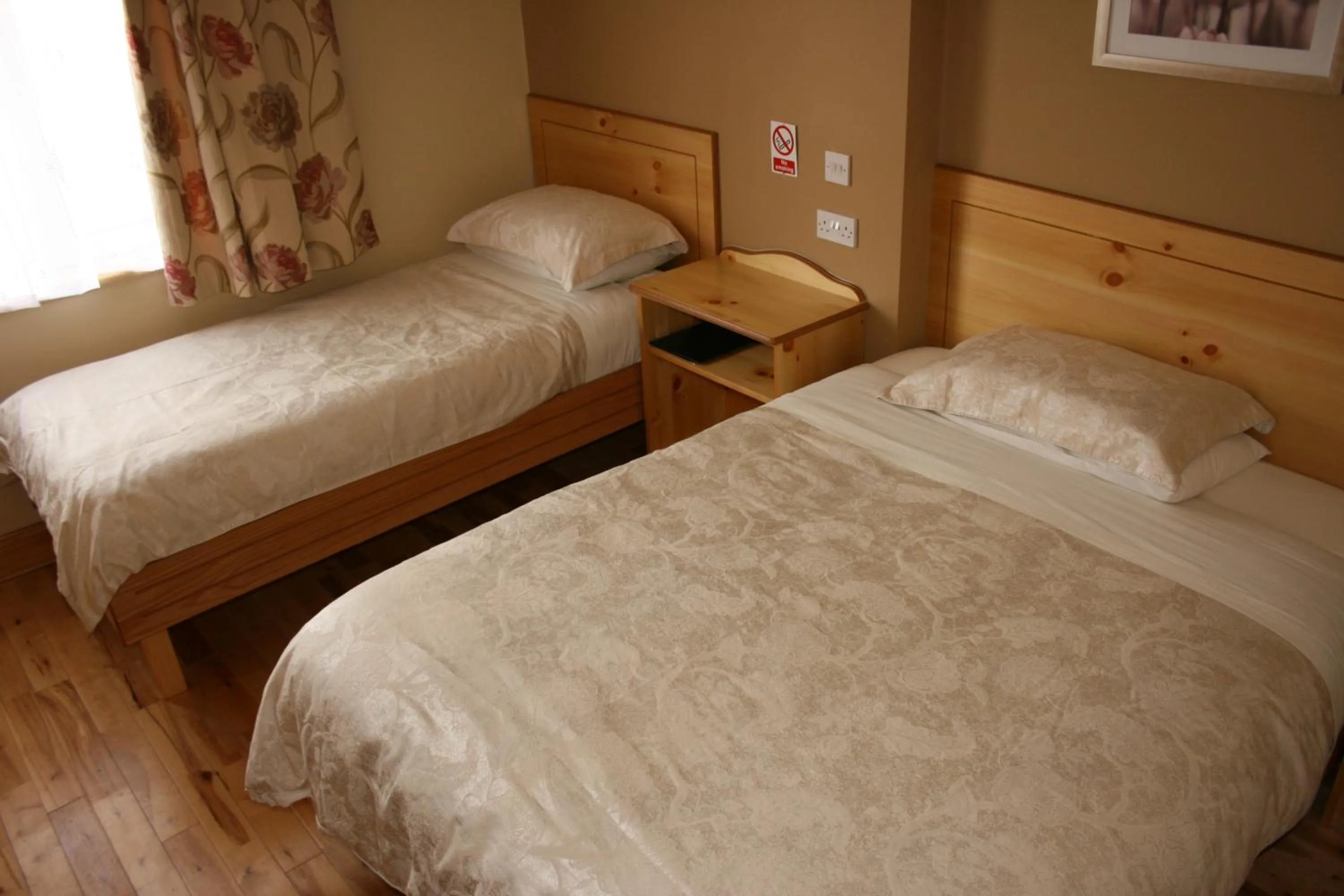 Decorative detail, Bed in Algret House B&B