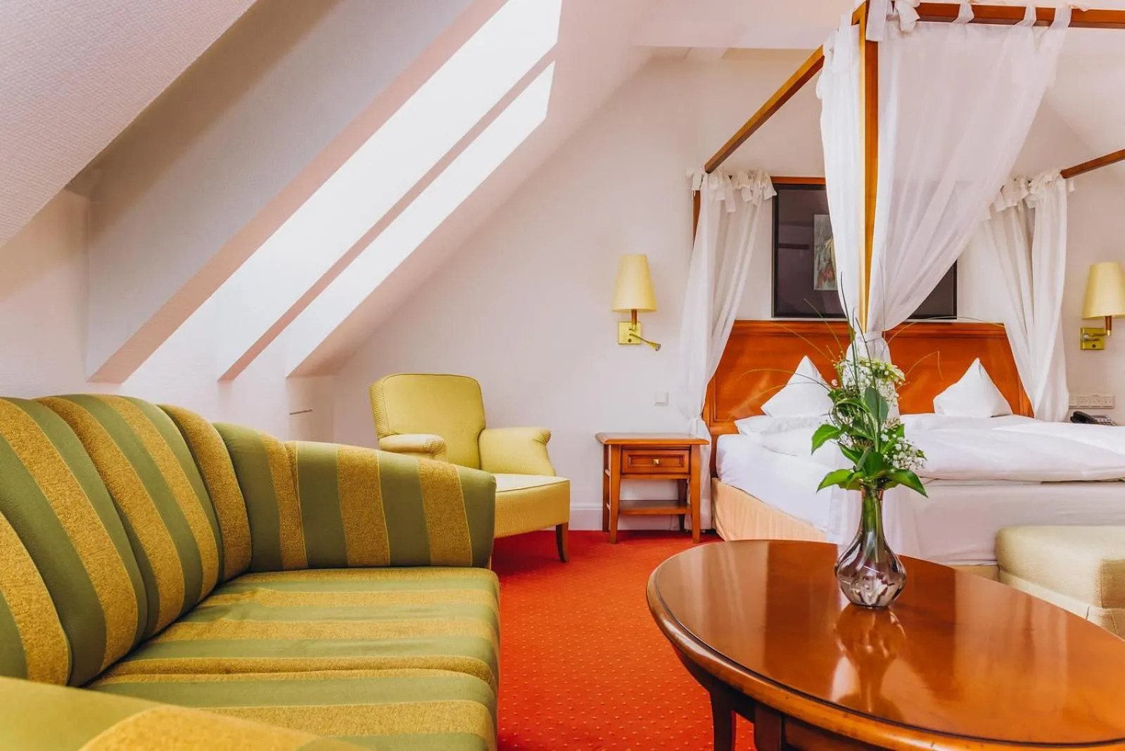 Bedroom, Bed in Hotel Moosburger Hof