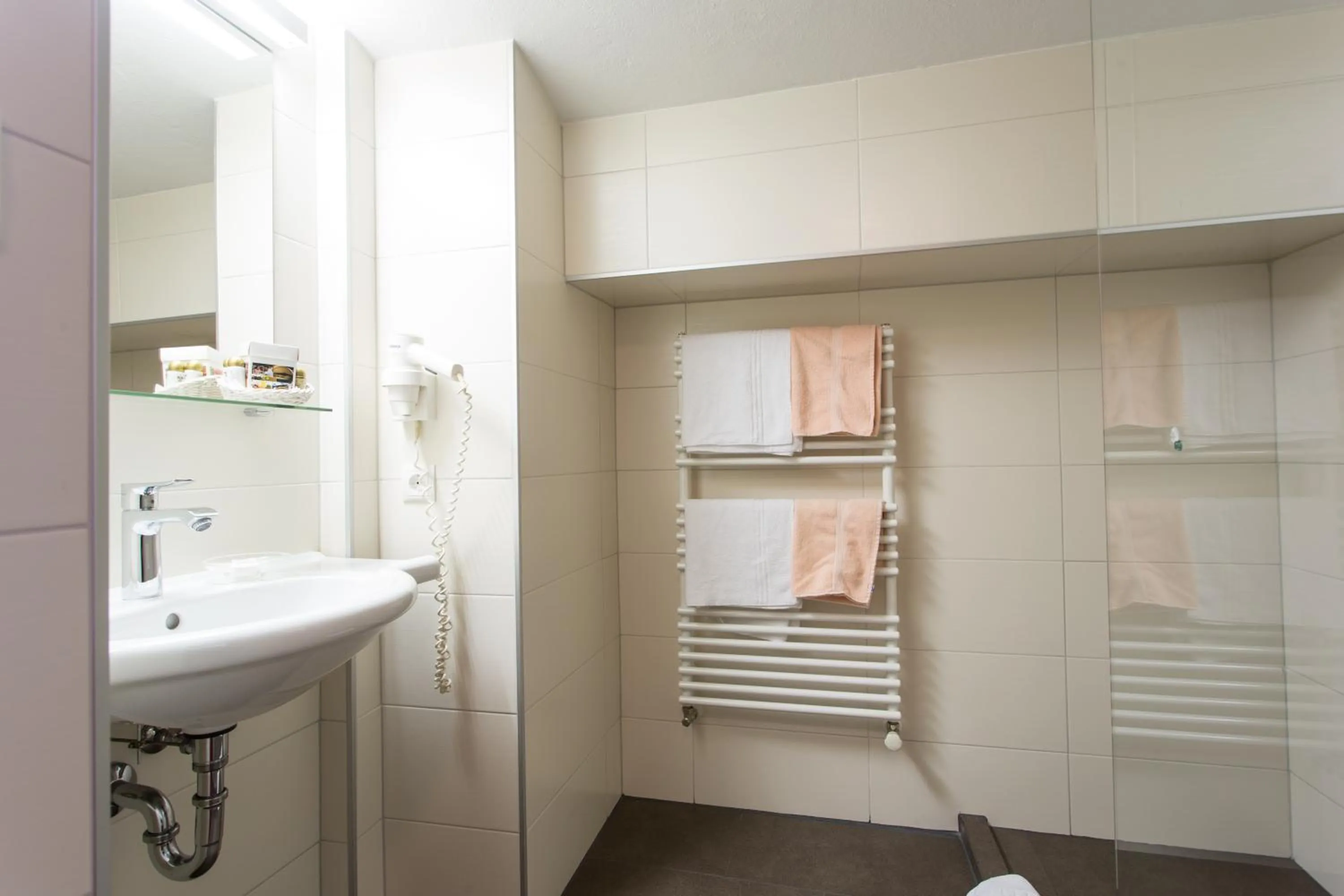 Bathroom in stefan Hotel