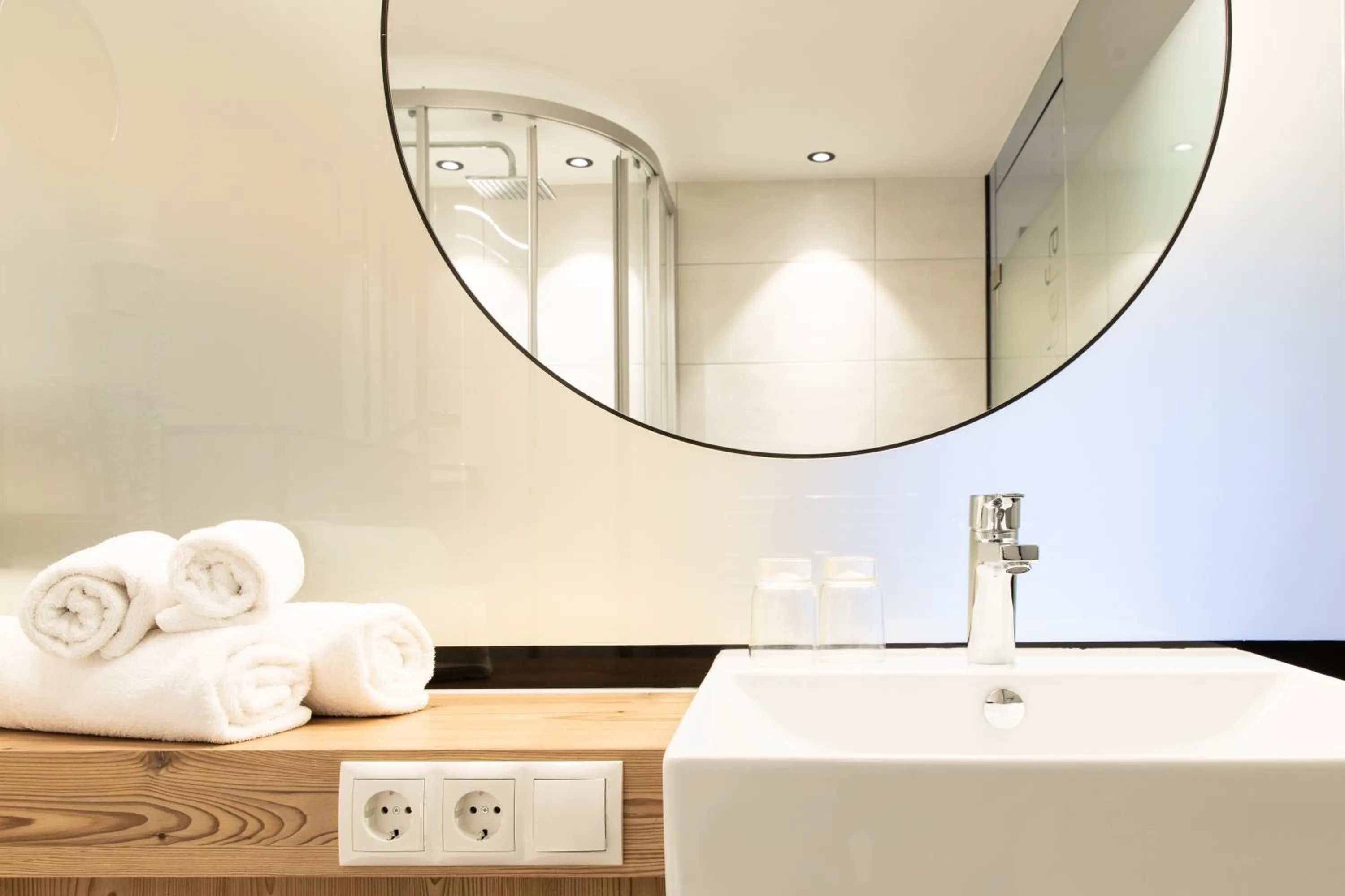 Shower in stefan Hotel