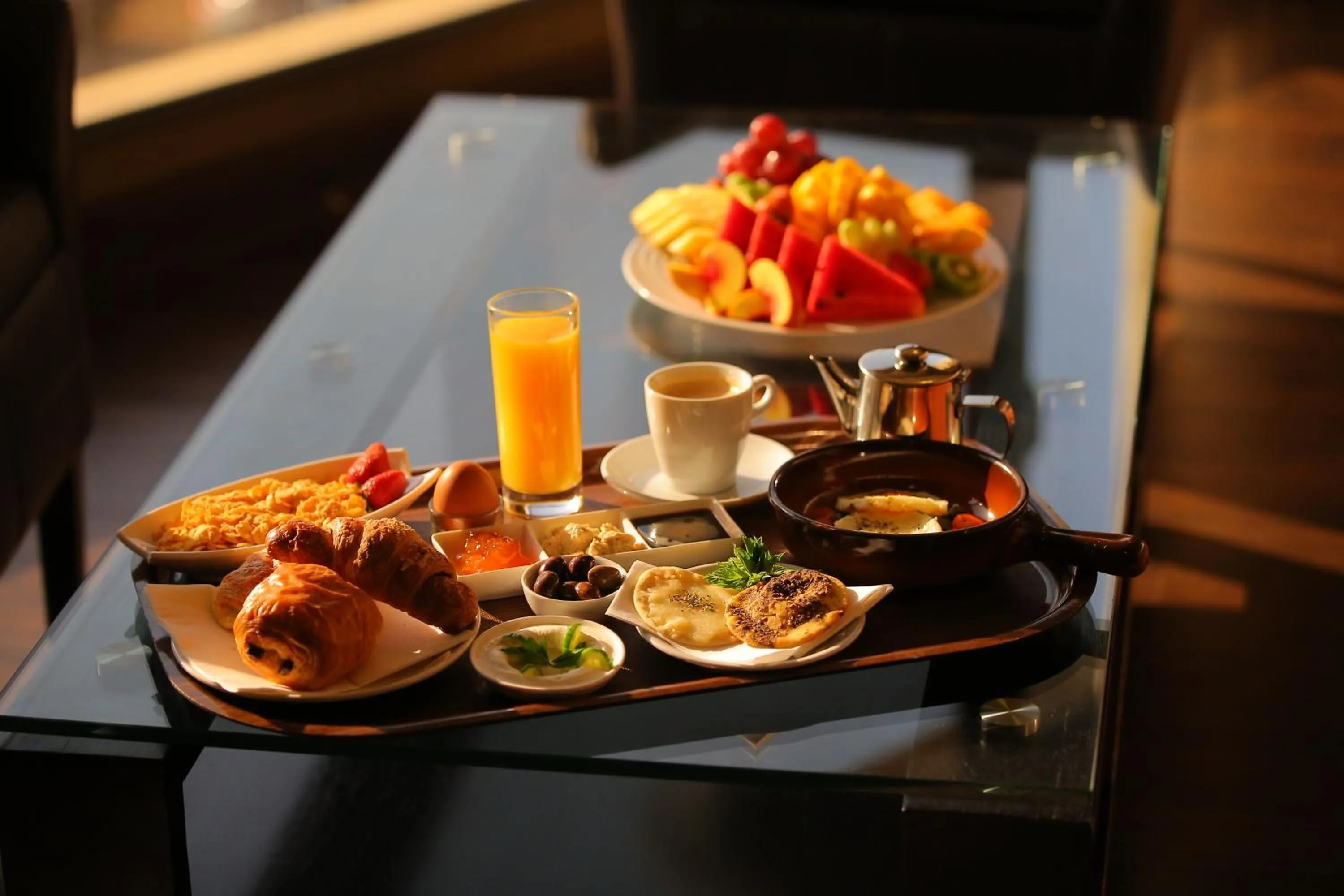 Food and drinks in Sunrise Hotel