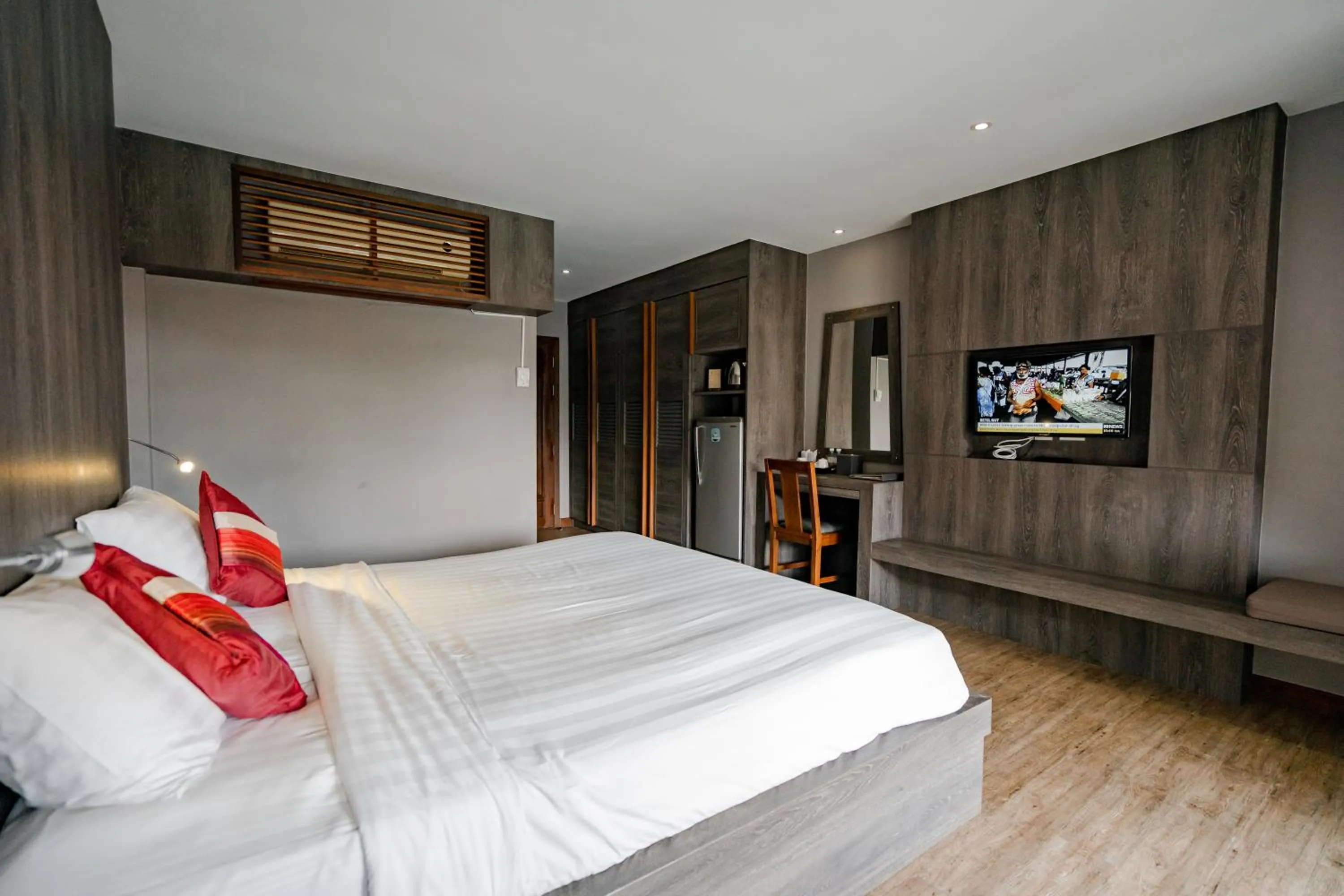 Bed in Naiya Buree Boutique Resort Nai Harn Beach