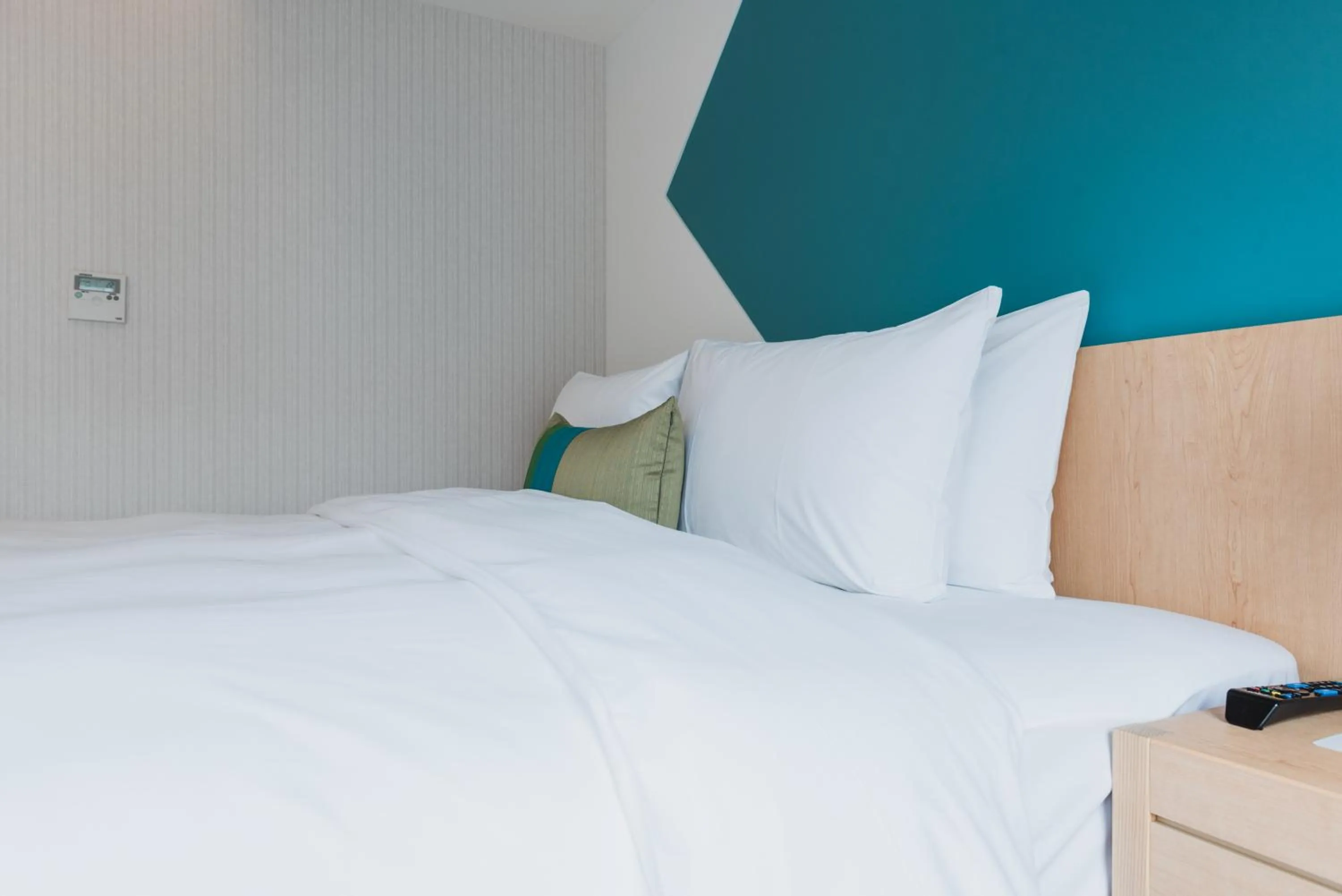 Photo of the whole room, Bed in Hej Taipei