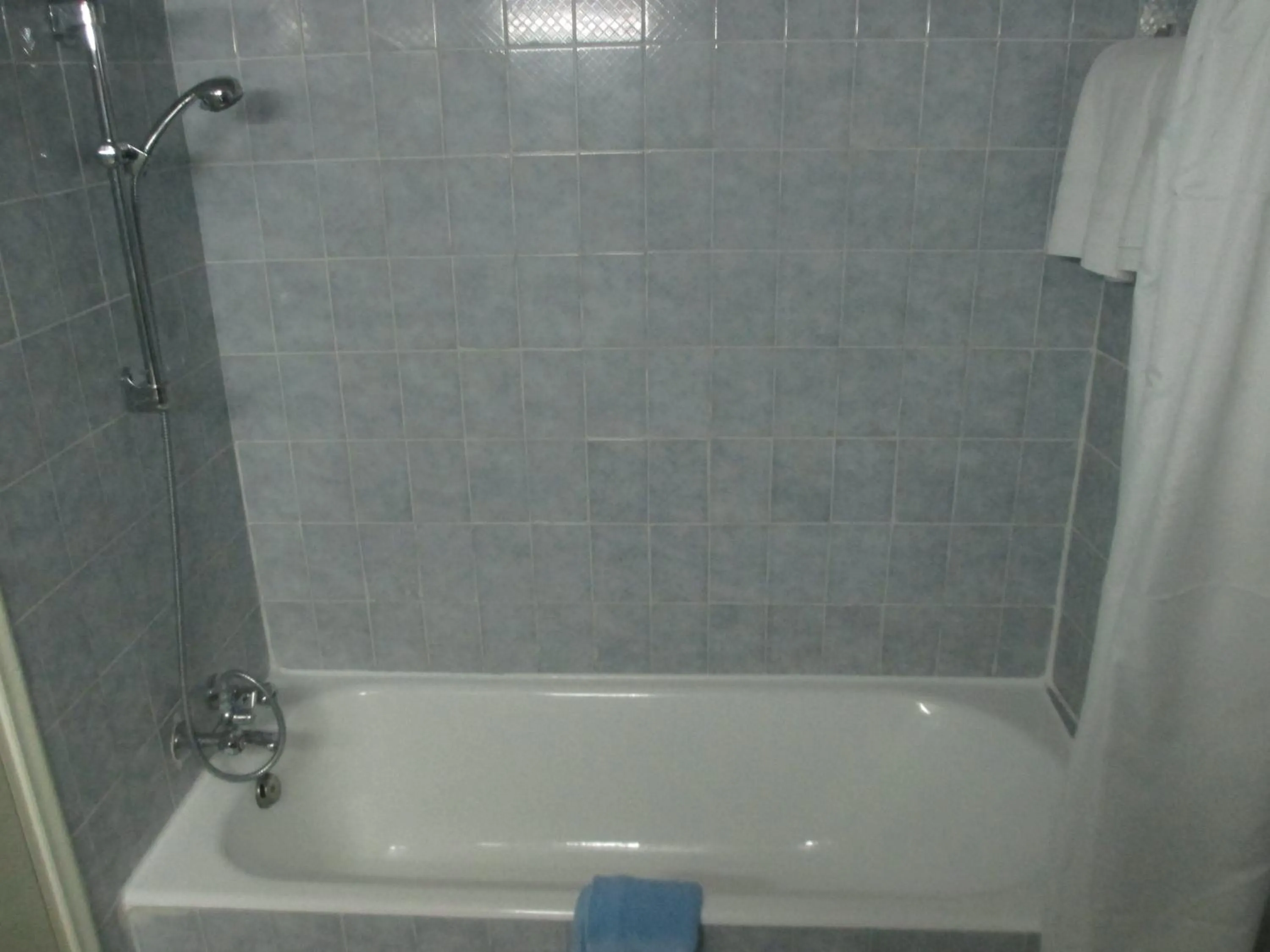 Shower in Atrium Zenon Hotel Apartments