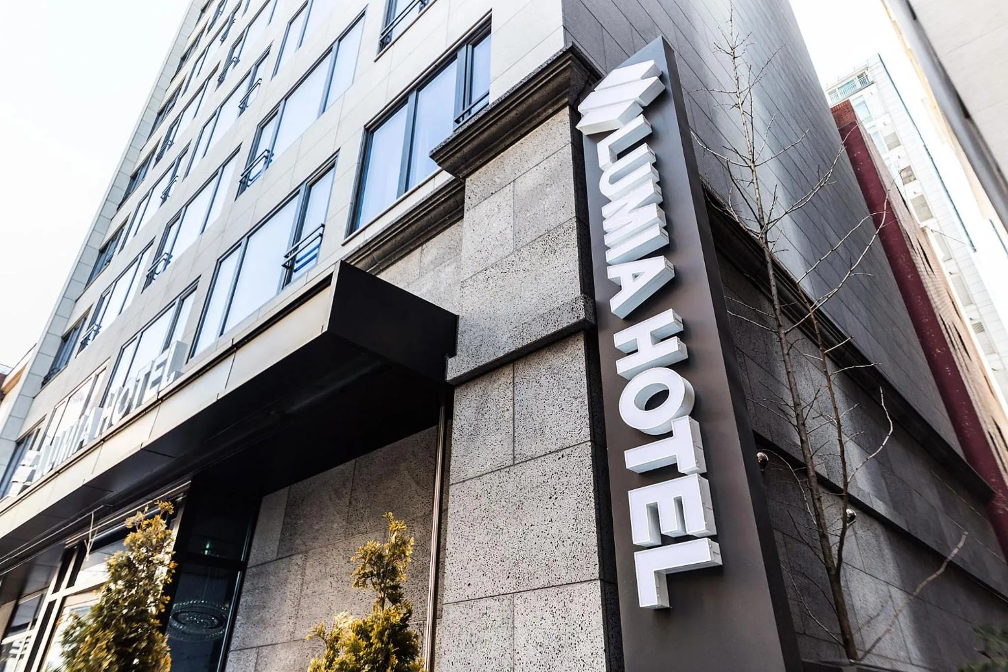 Property building in Jongno Lumia Tourist Hotel