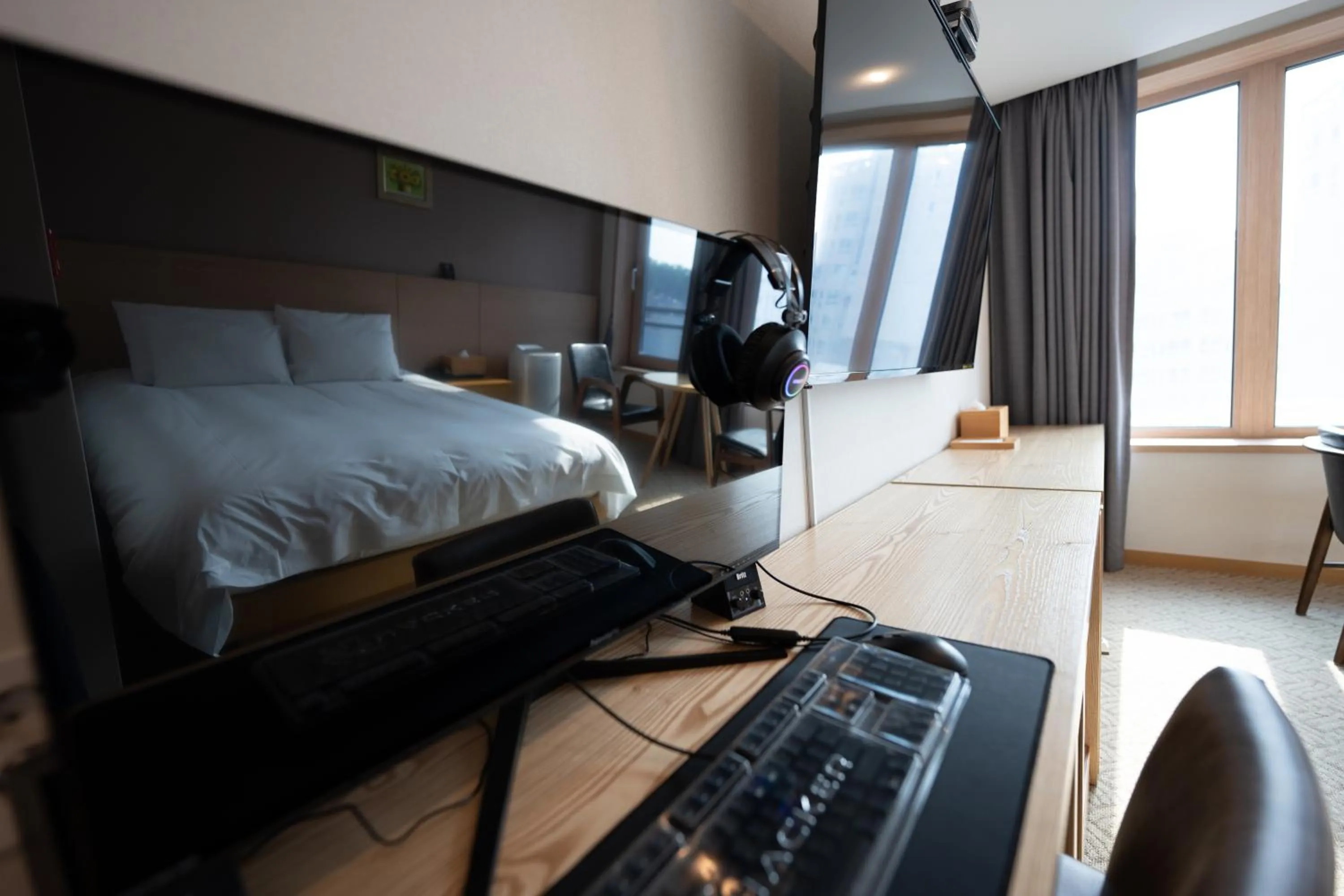 Photo of the whole room, Bed in Jongno Lumia Tourist Hotel