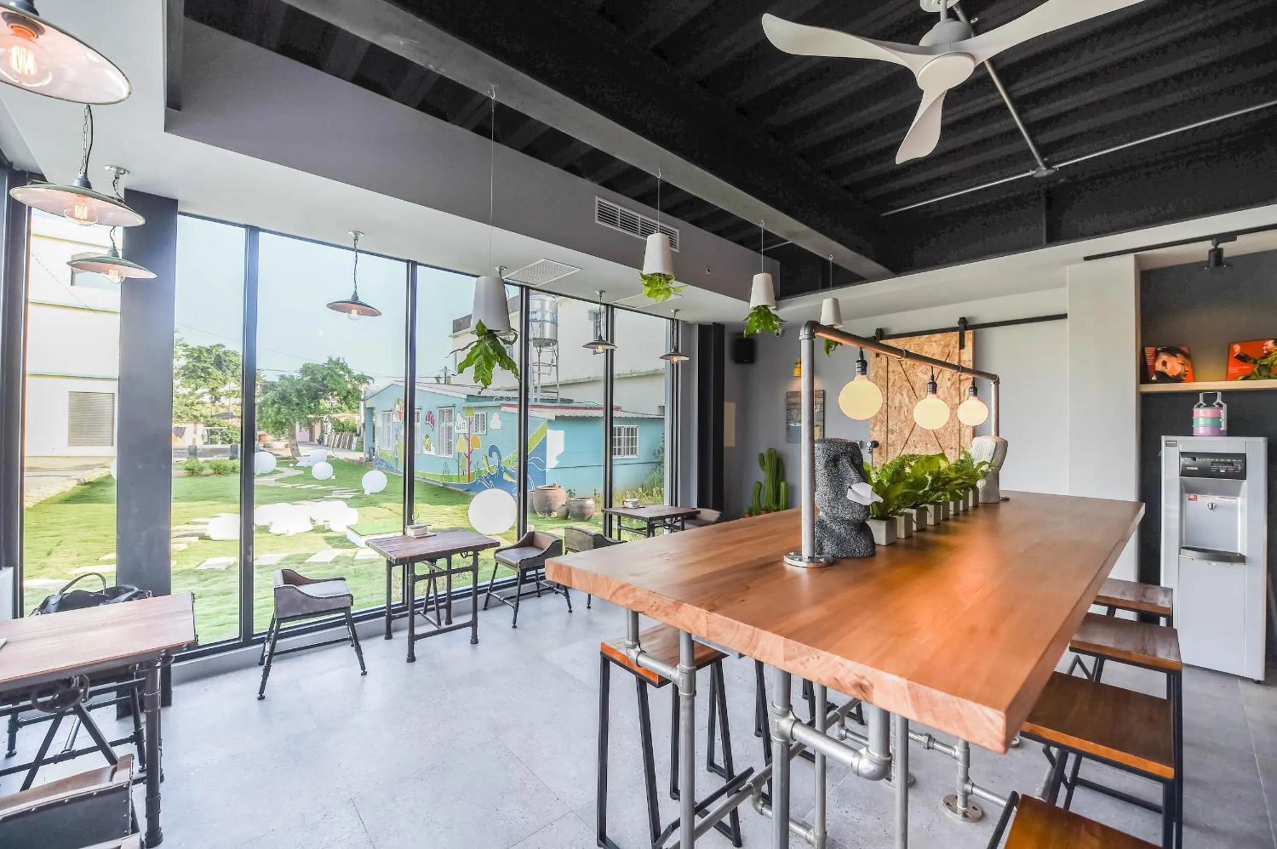 Breakfast in Secret Path B&B