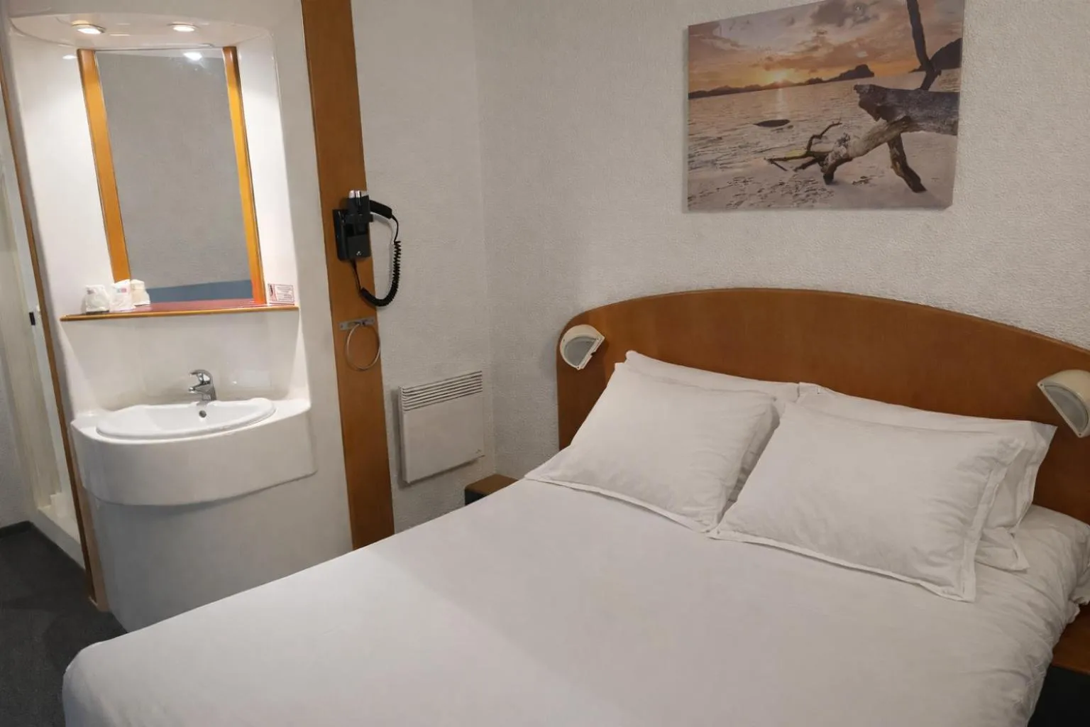 Double Room in Quick Palace Saint Brieuc